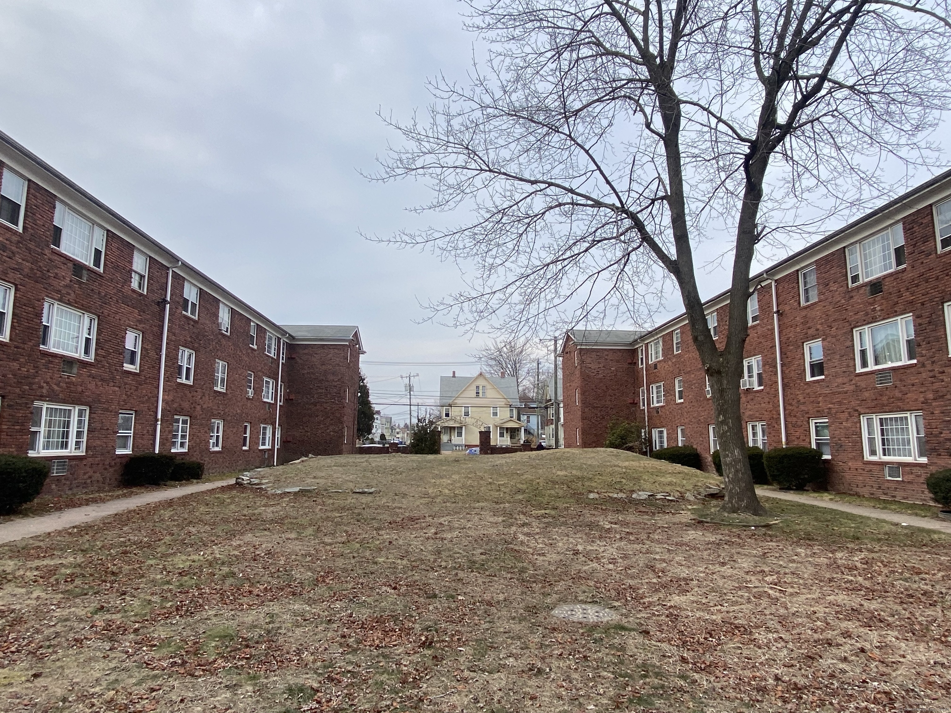 509 Burnside Avenue APT C9