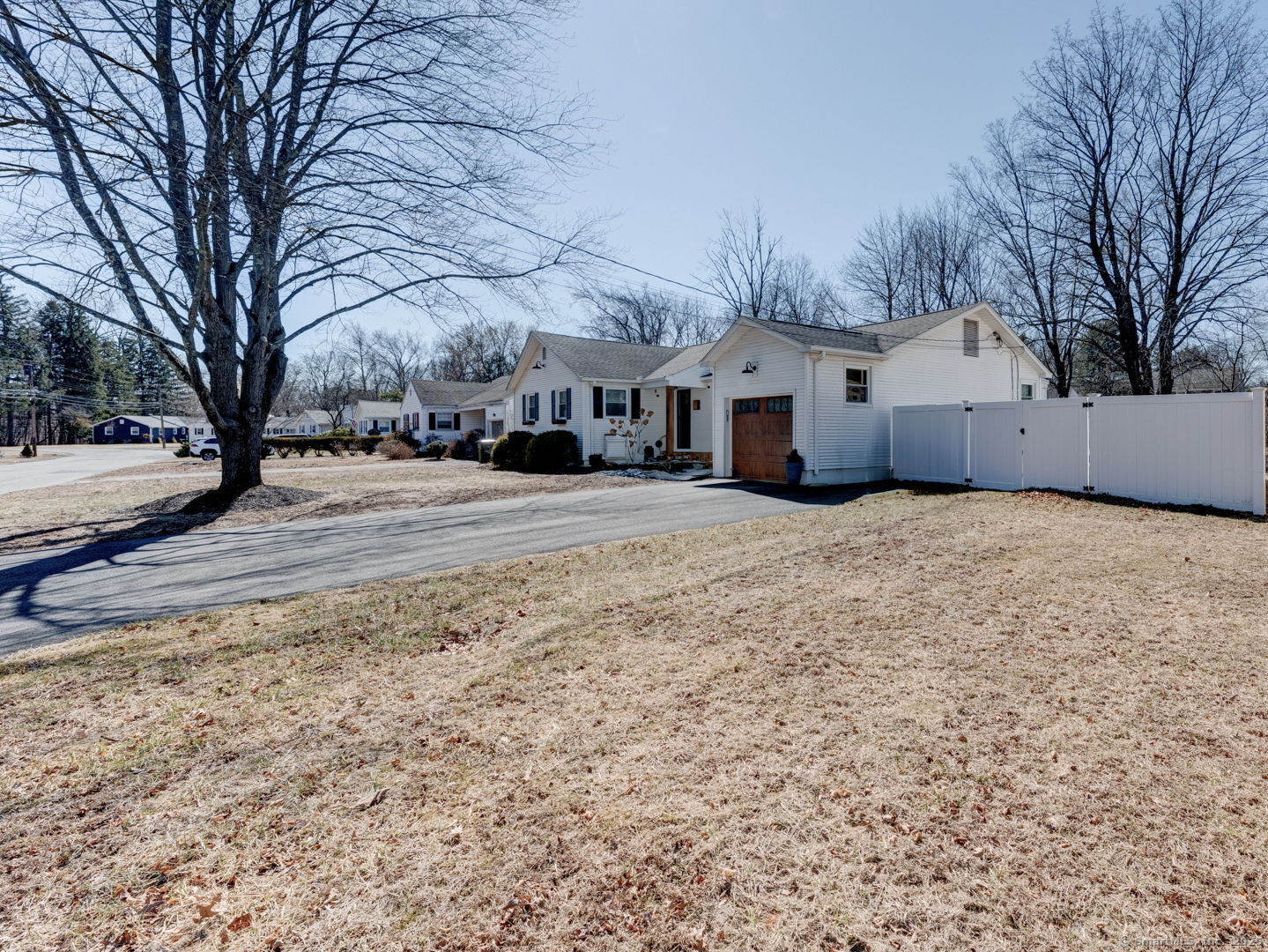17 Fox Meadow Lane
