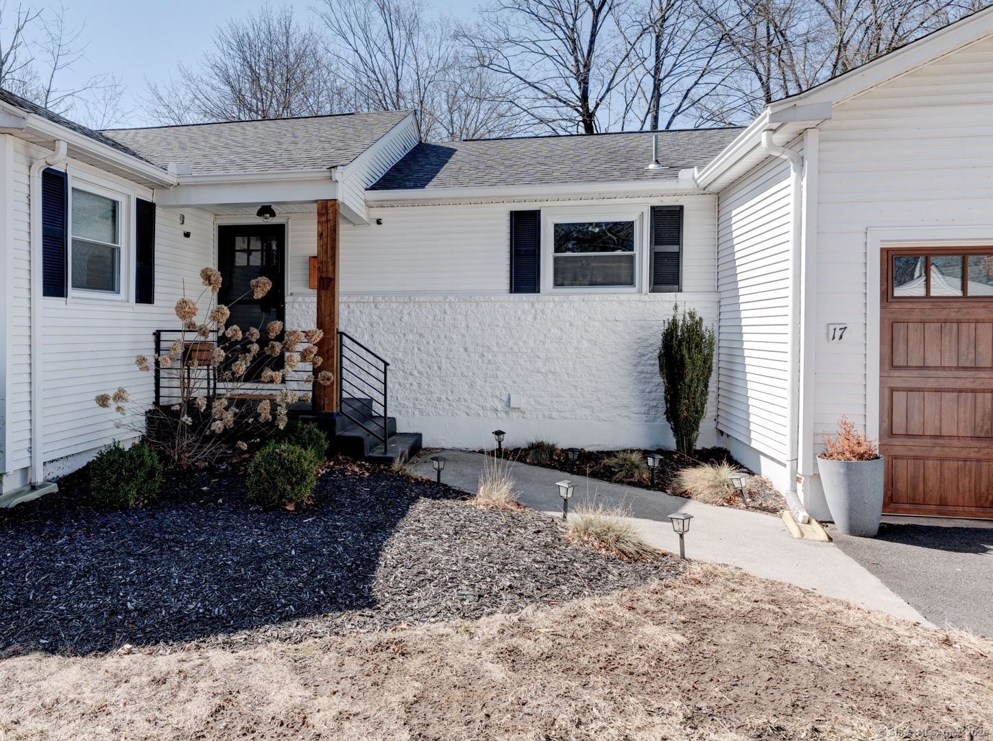 17 Fox Meadow Lane