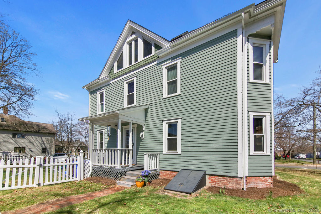 27 Catherine Street
