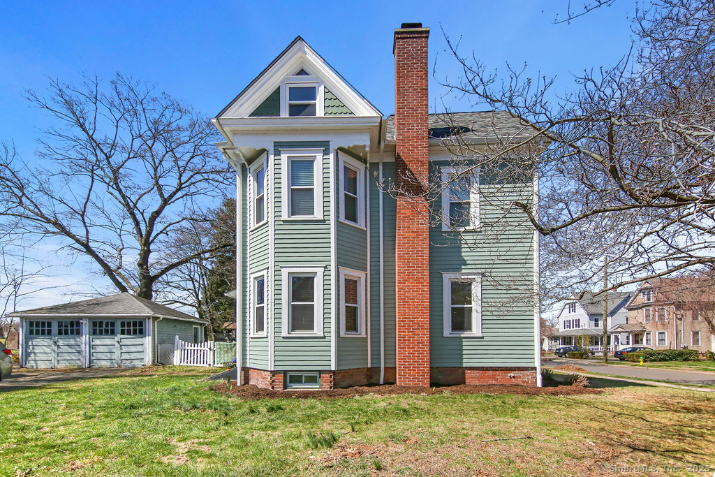 27 Catherine Street