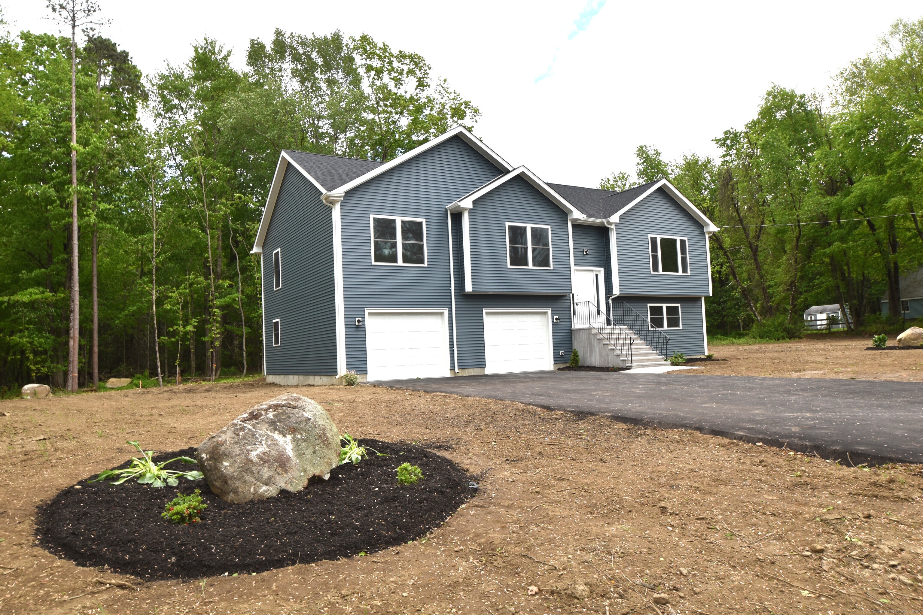 252 Plains Road