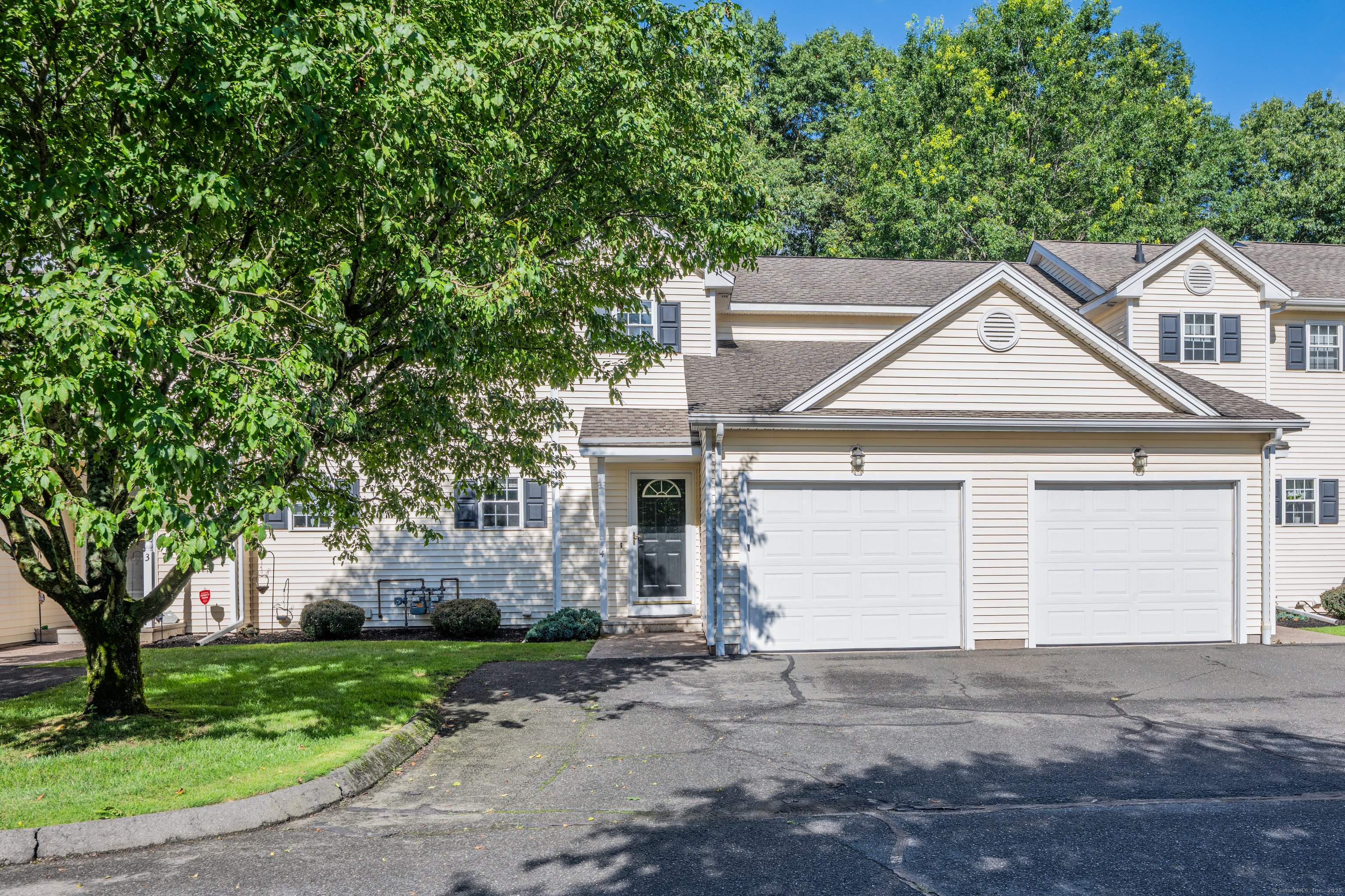 135 New Britain Avenue 4