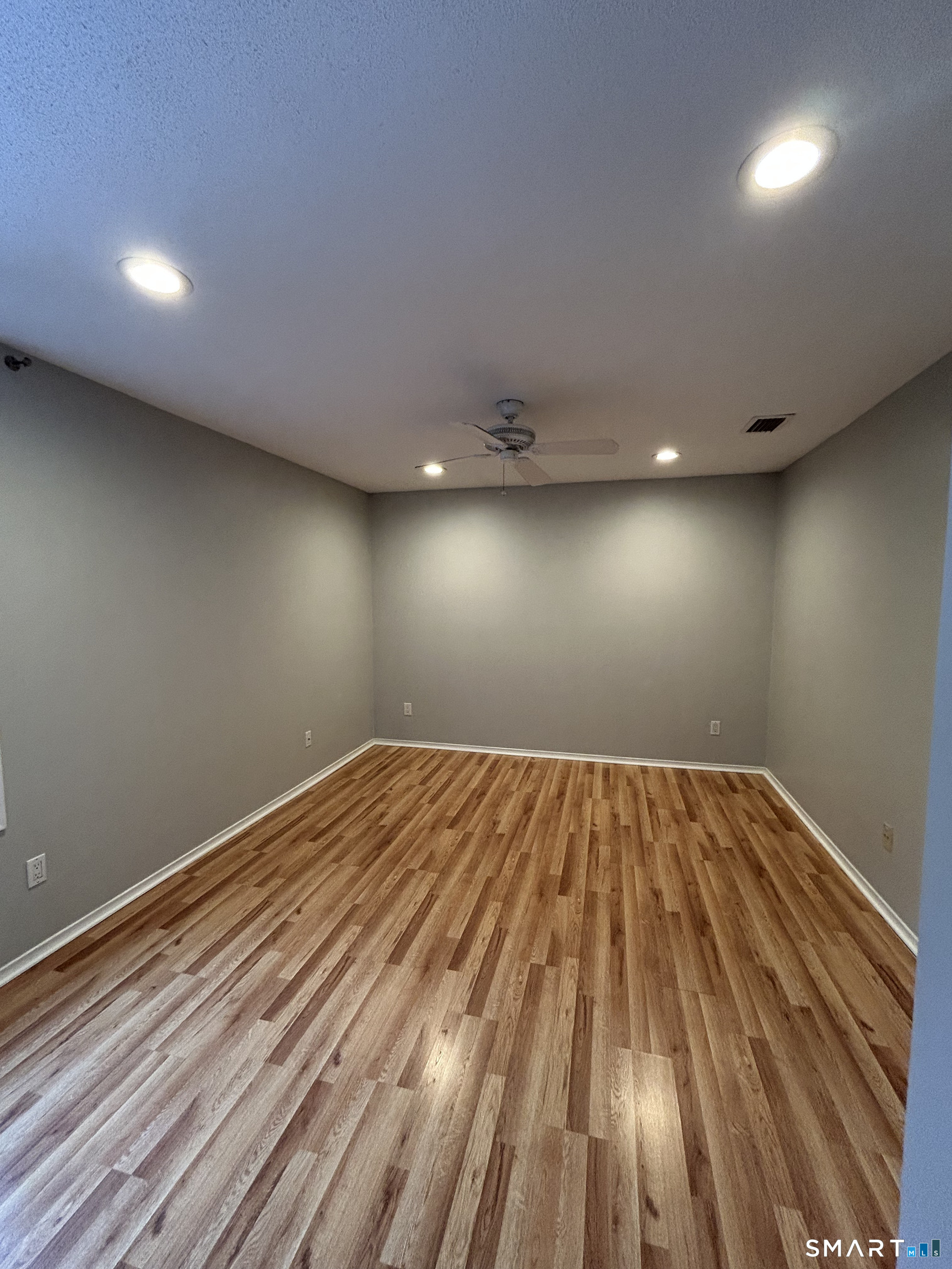 90 Little Oak Lane 90