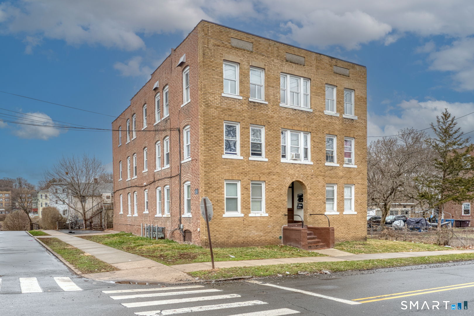 152 Oak Street 3S