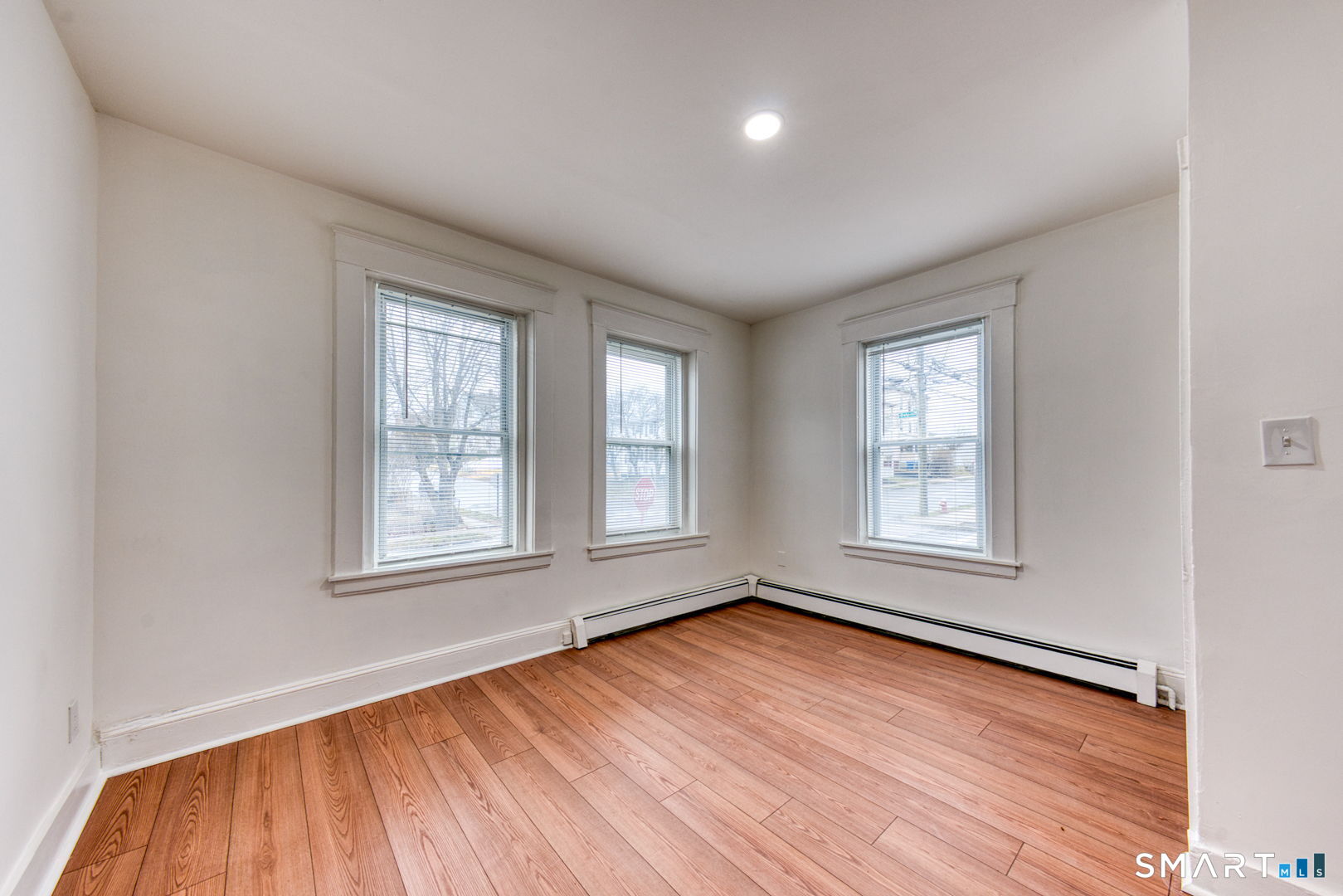 152 Oak Street 1S