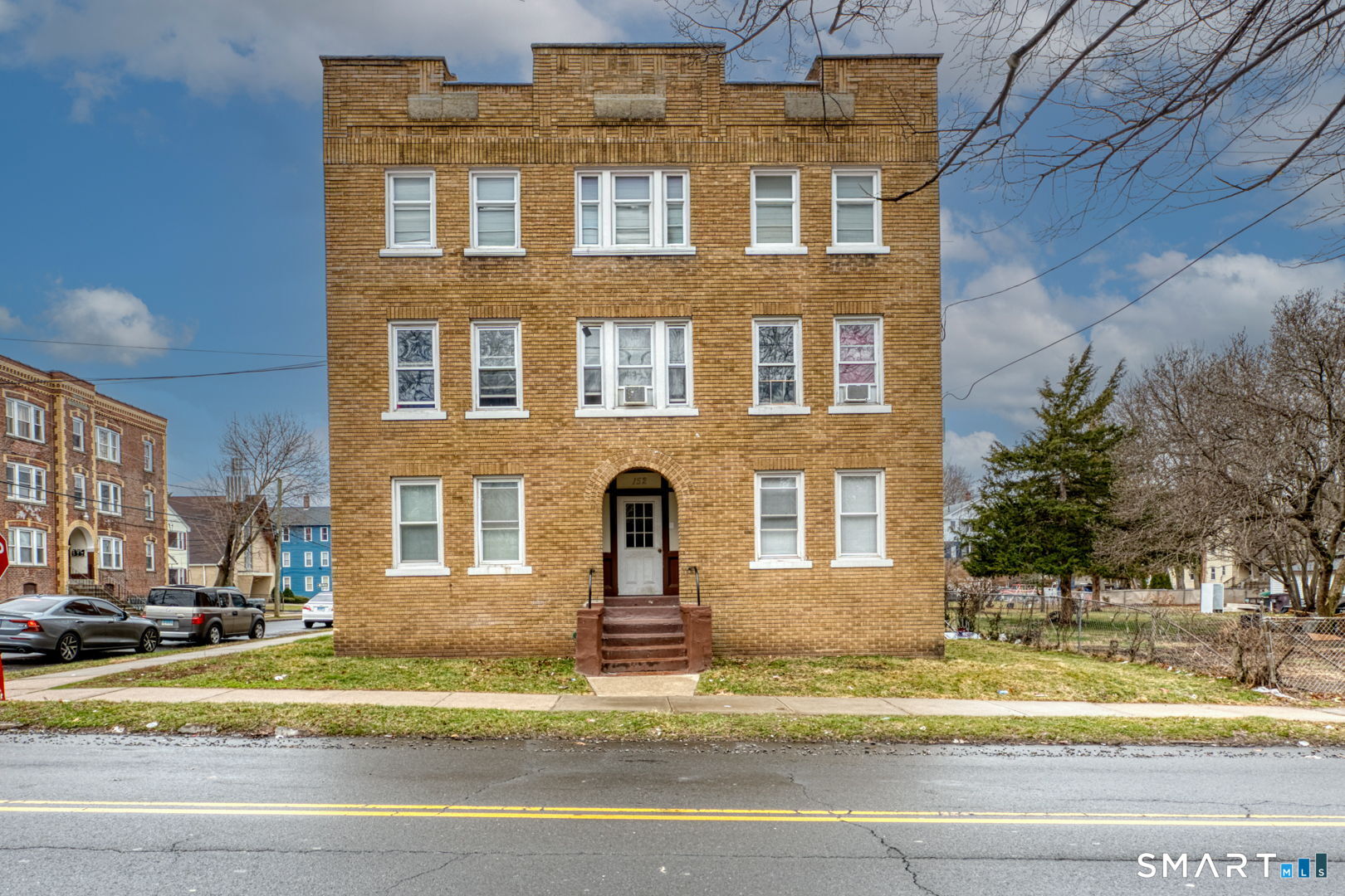 152 Oak Street 1S