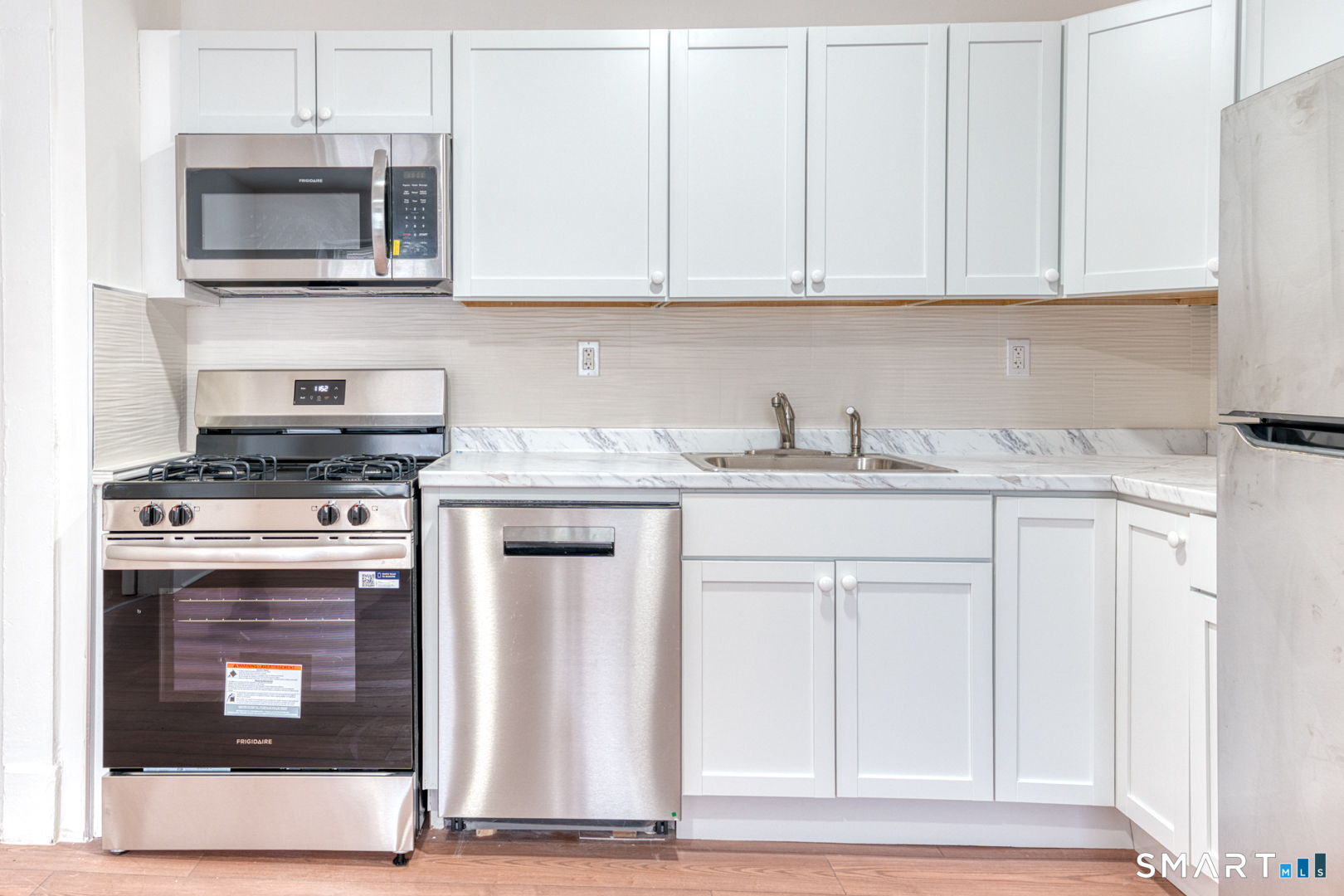 152 Oak Street 1S