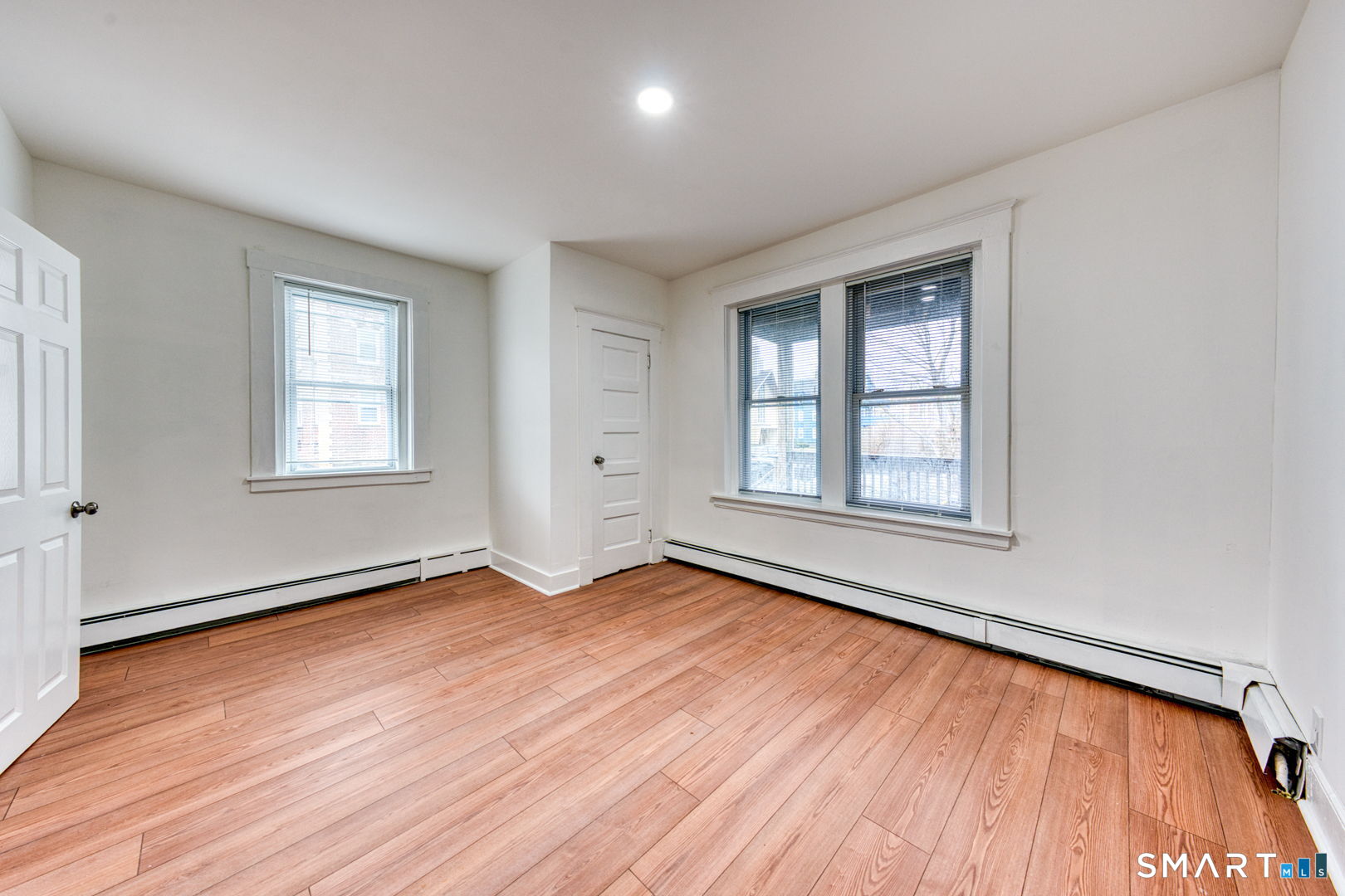 152 Oak Street 1S