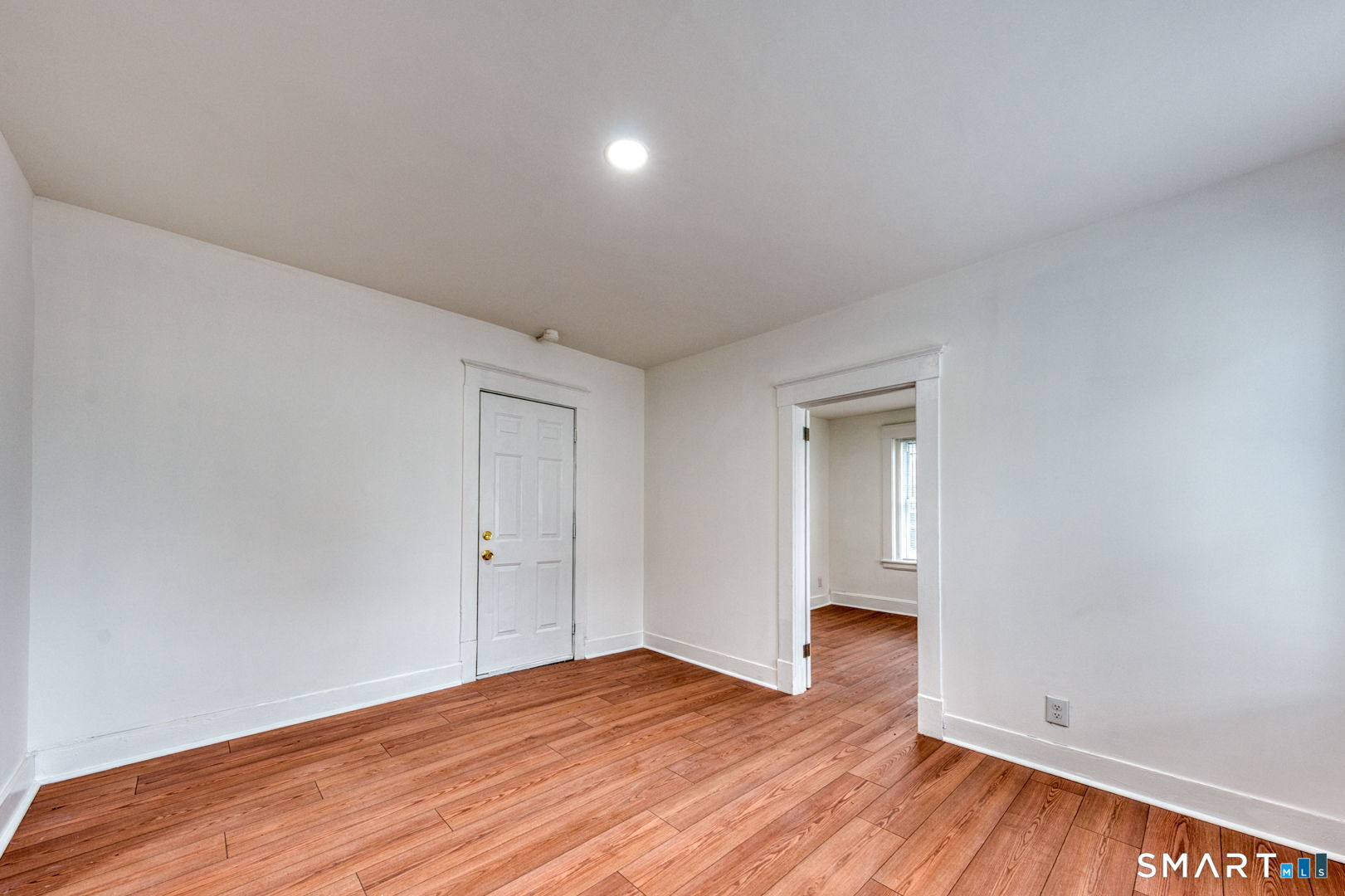 152 Oak Street 1S