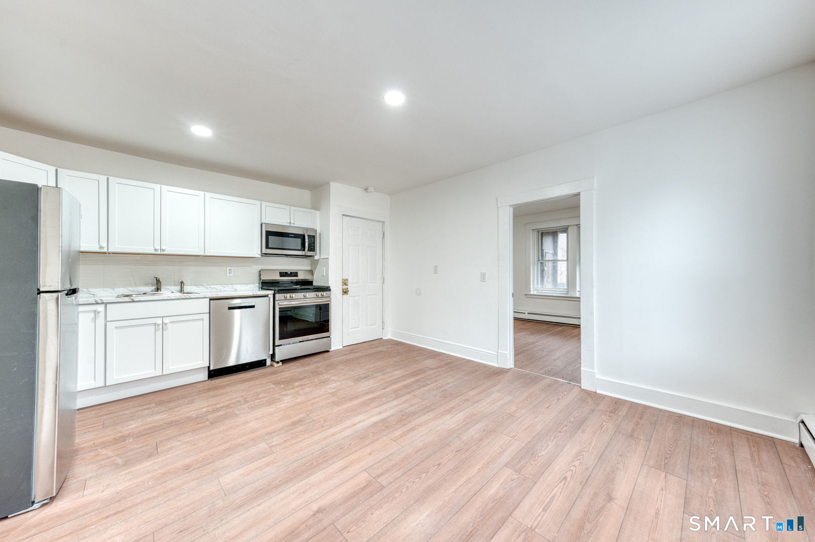 152 Oak Street 1N