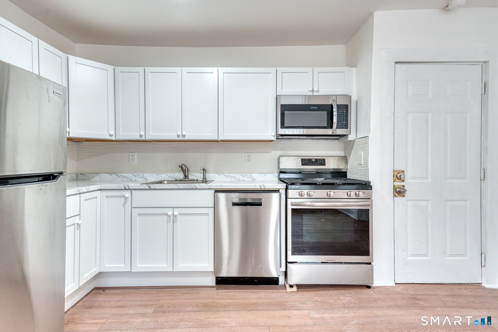 152 Oak Street 1N