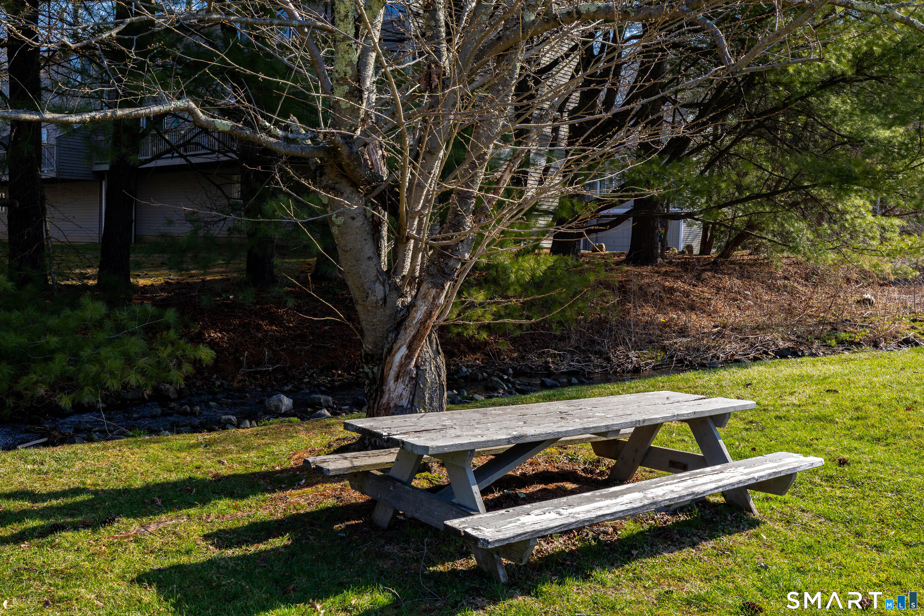 111 Riverton Road 28