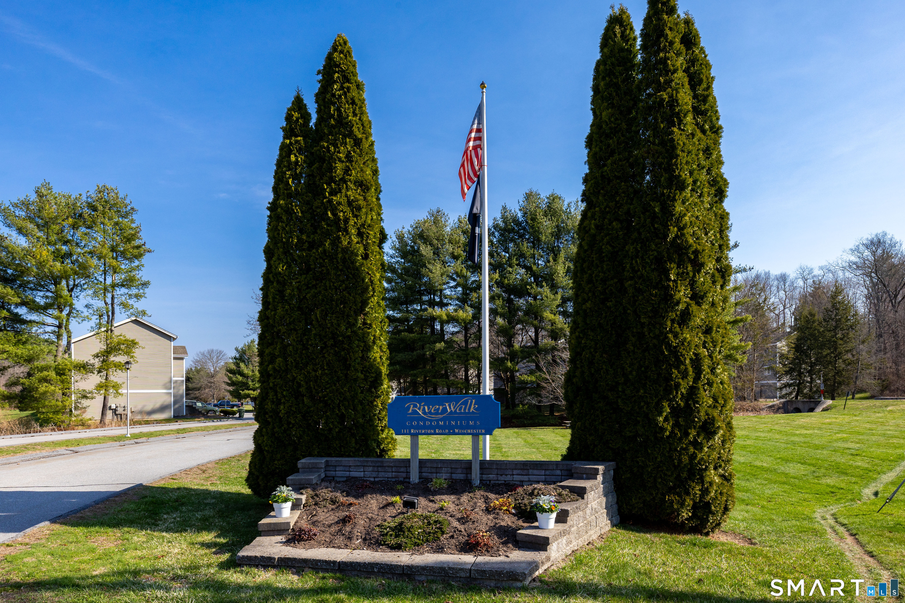 111 Riverton Road 28