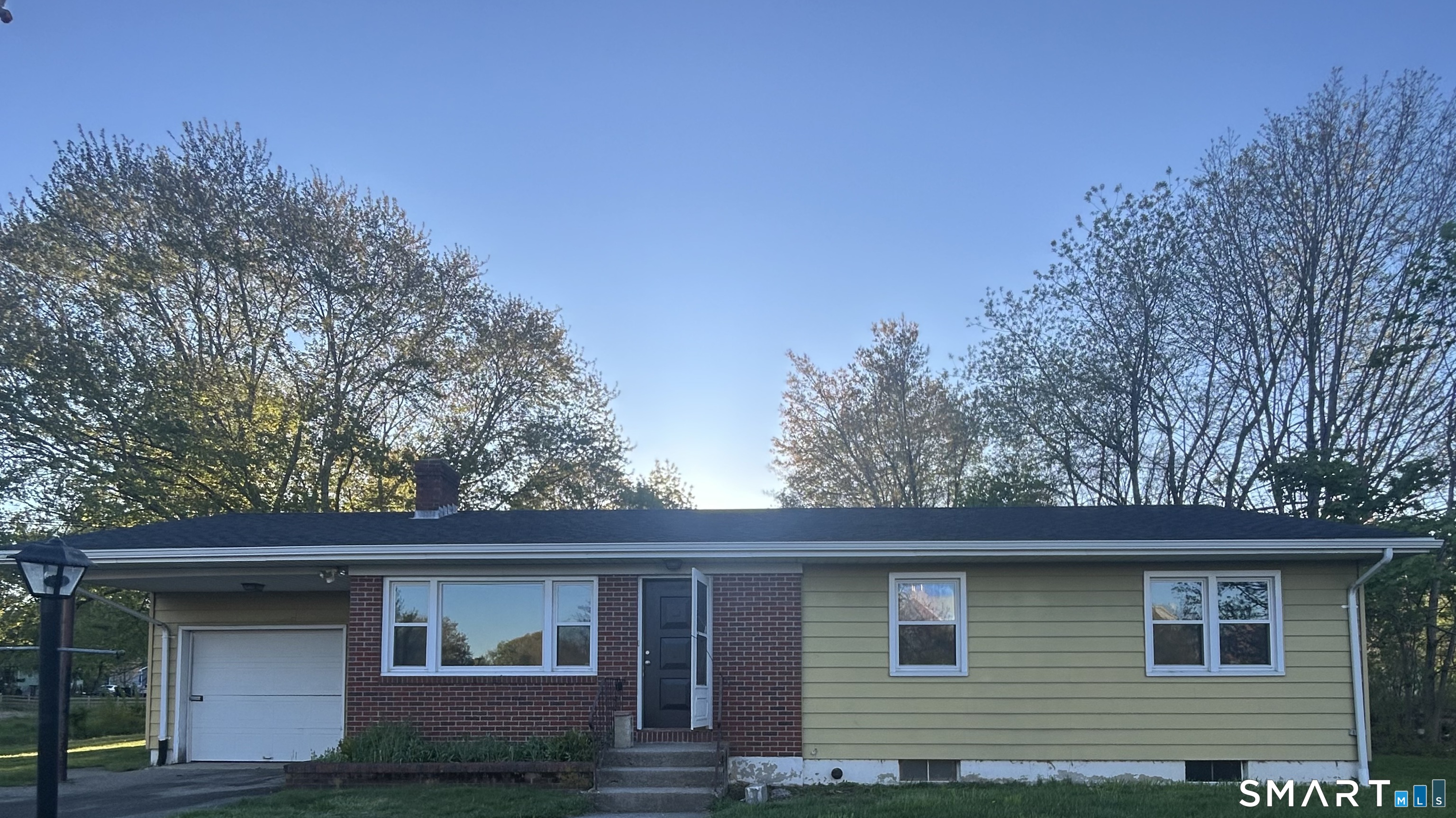 248 Ivan Hill Street