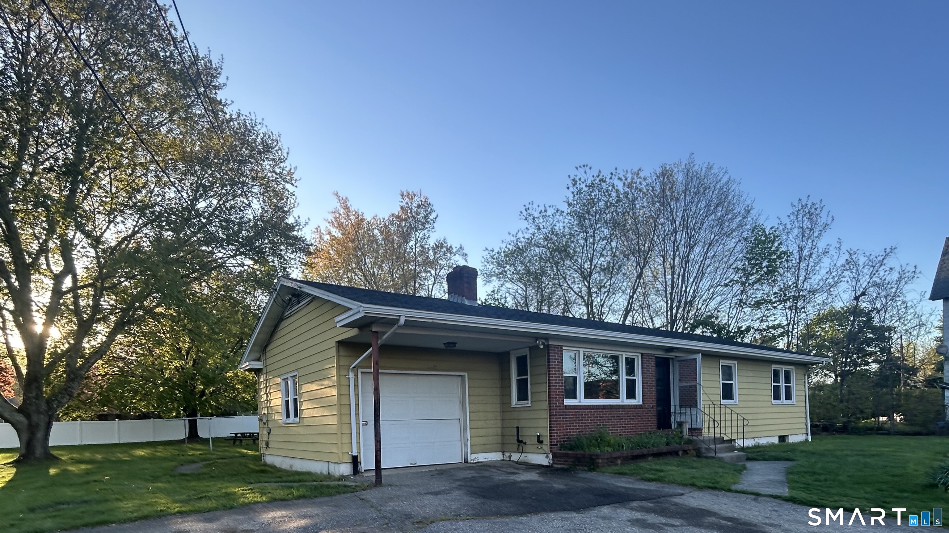 248 Ivan Hill Street