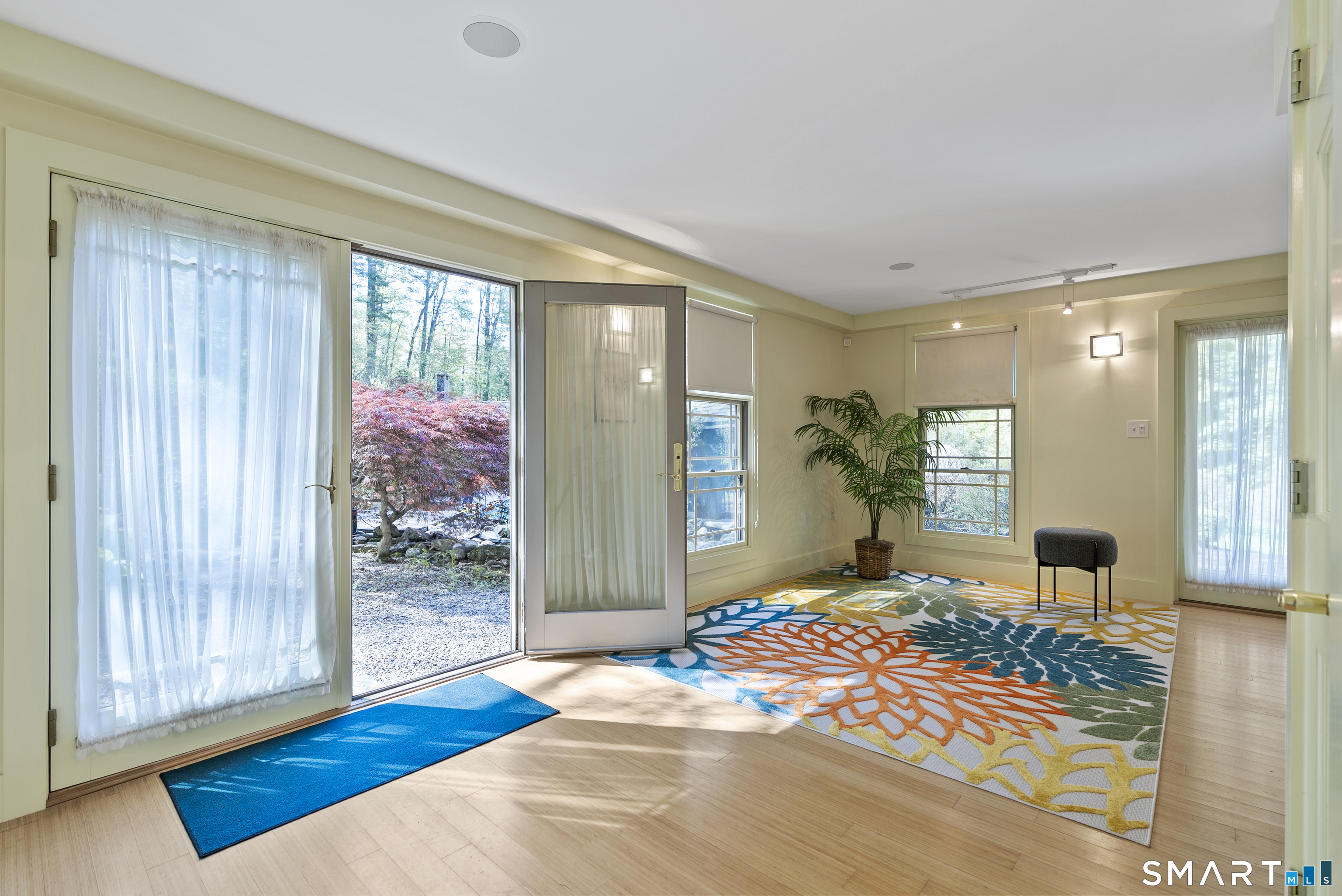 8 Morgan Road