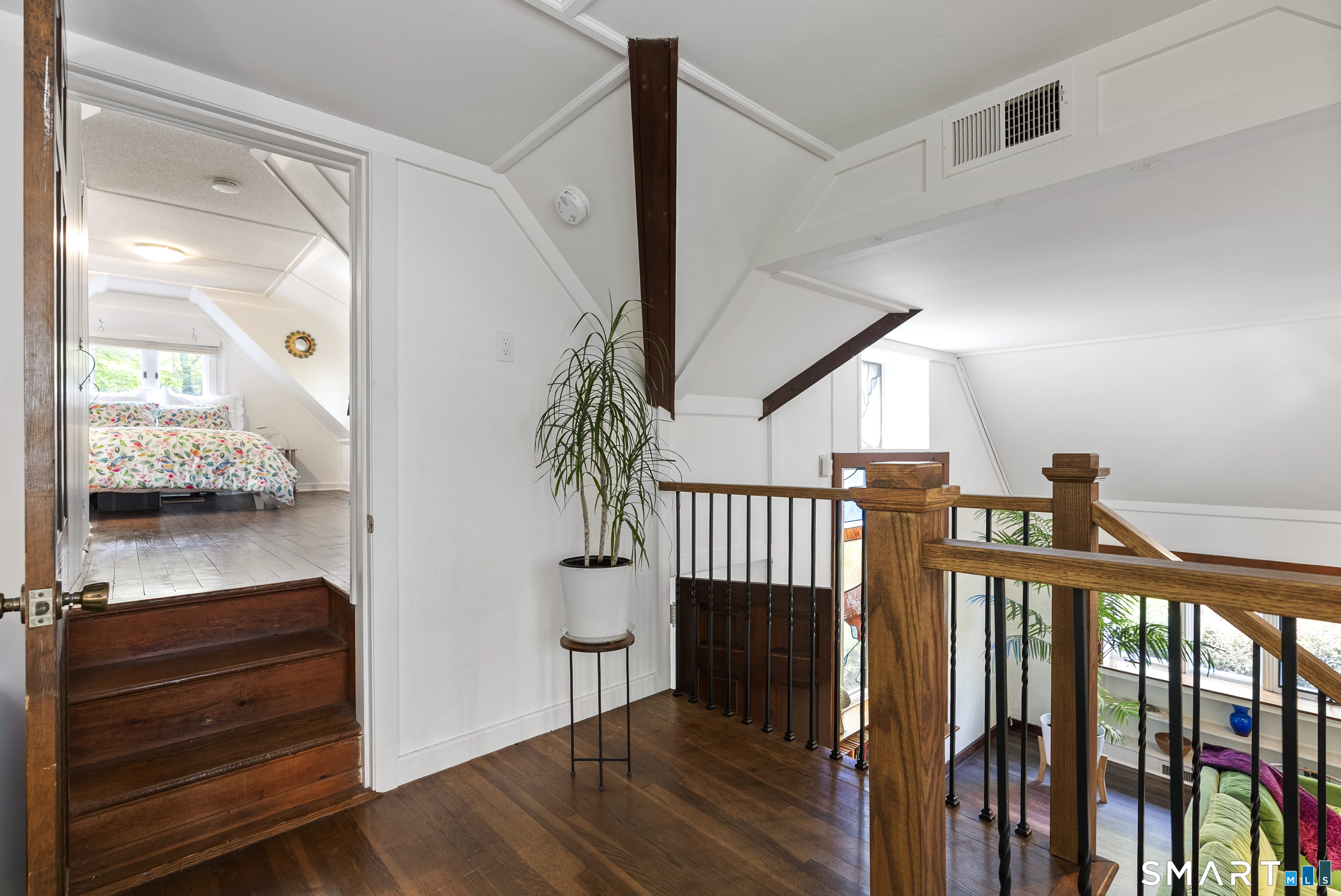 8 Morgan Road
