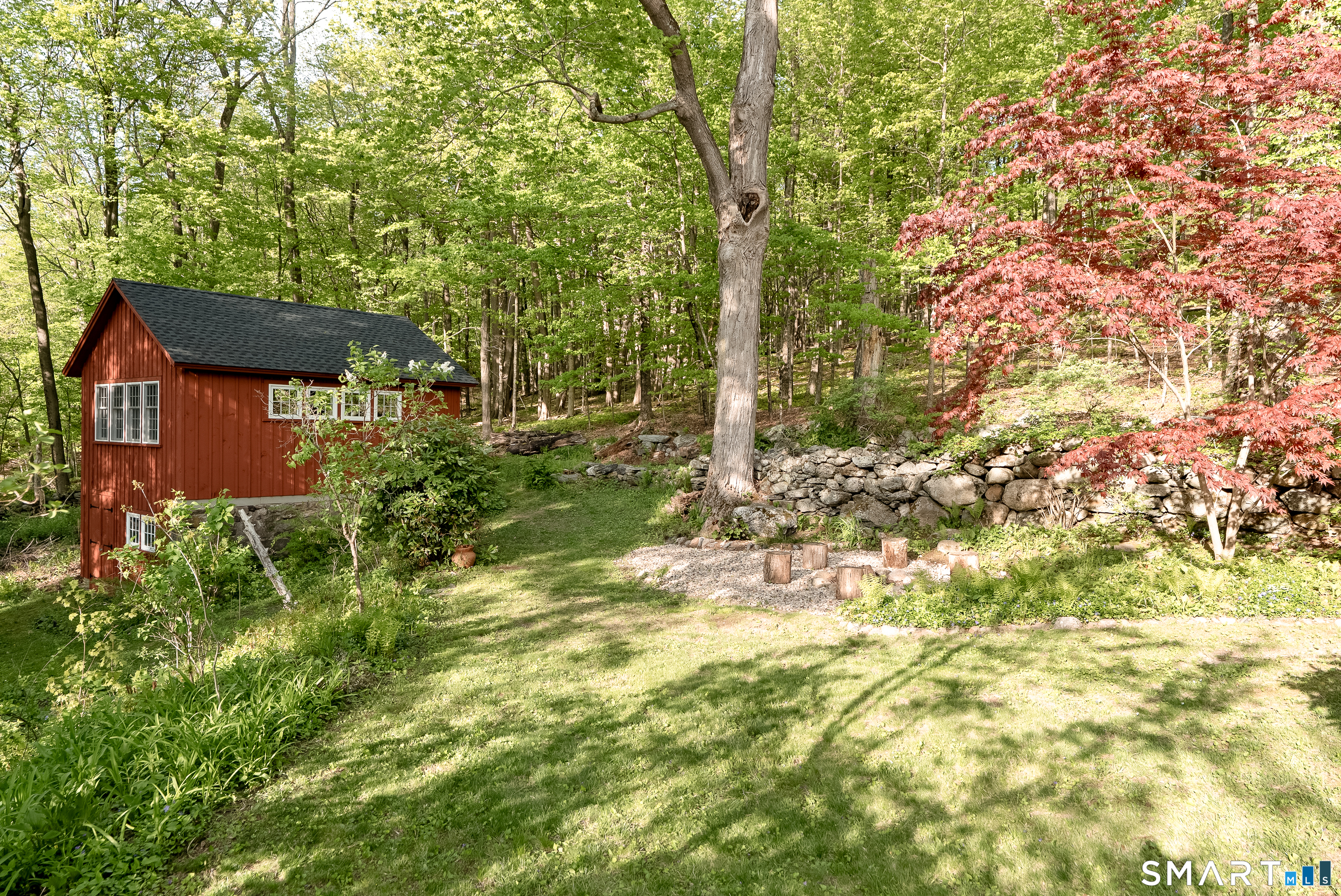 4 Cemetery Road