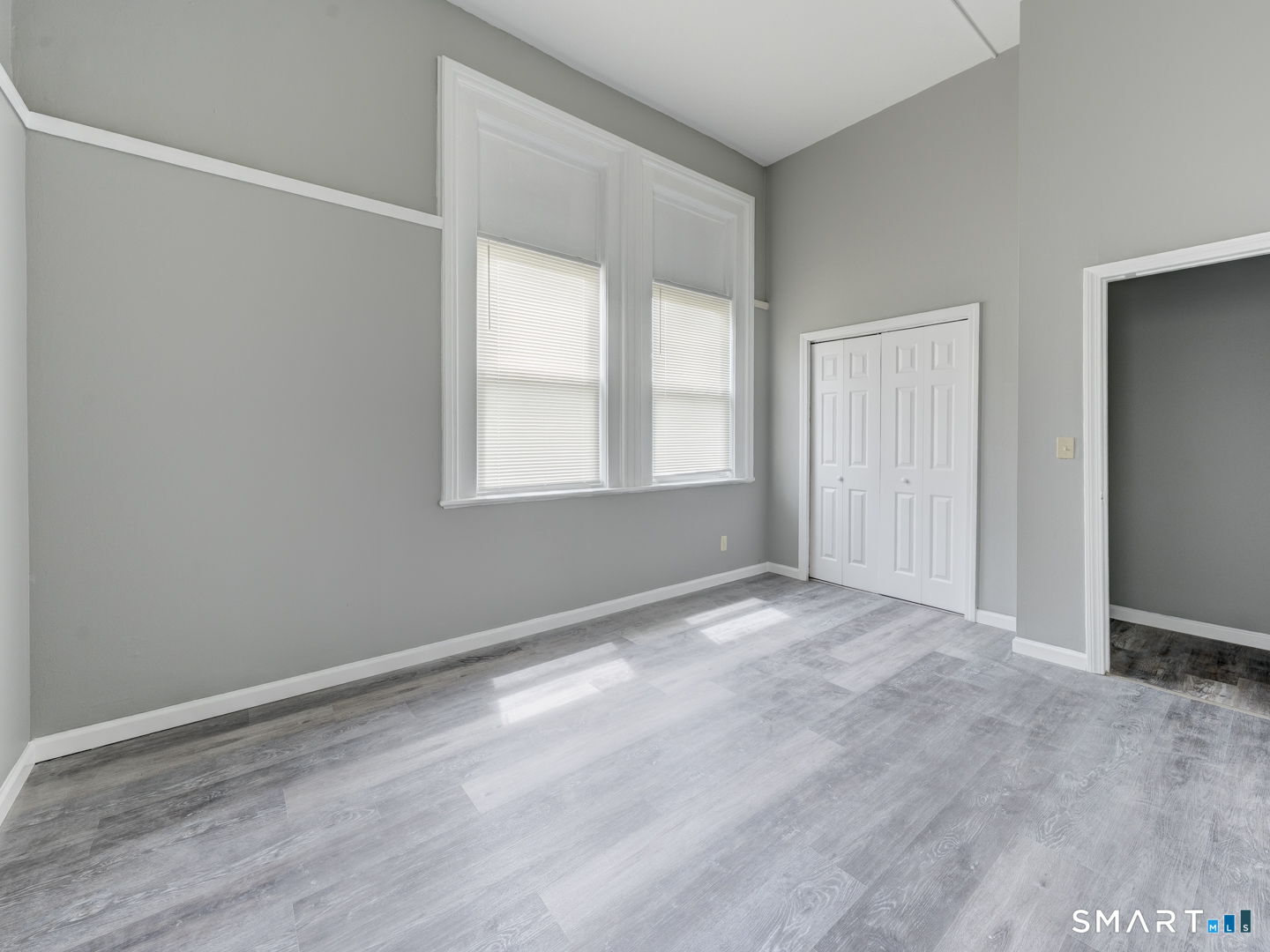111 Franklin Square 106