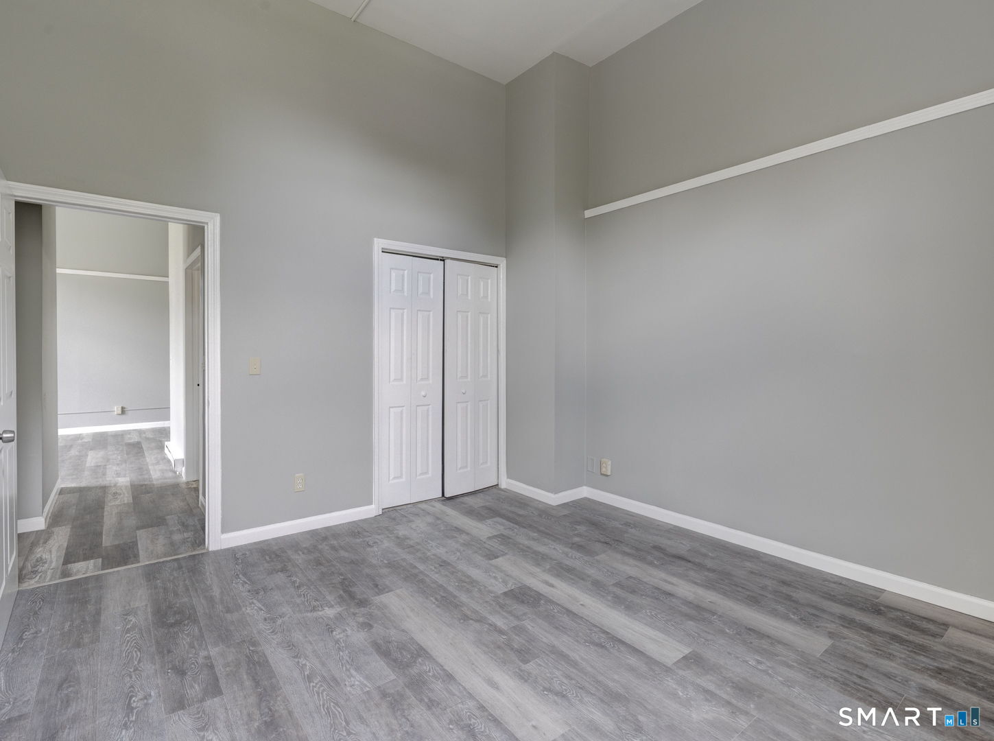 111 Franklin Square 106