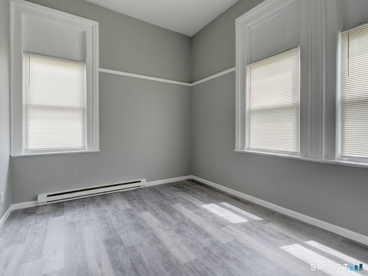 111 Franklin Square 106