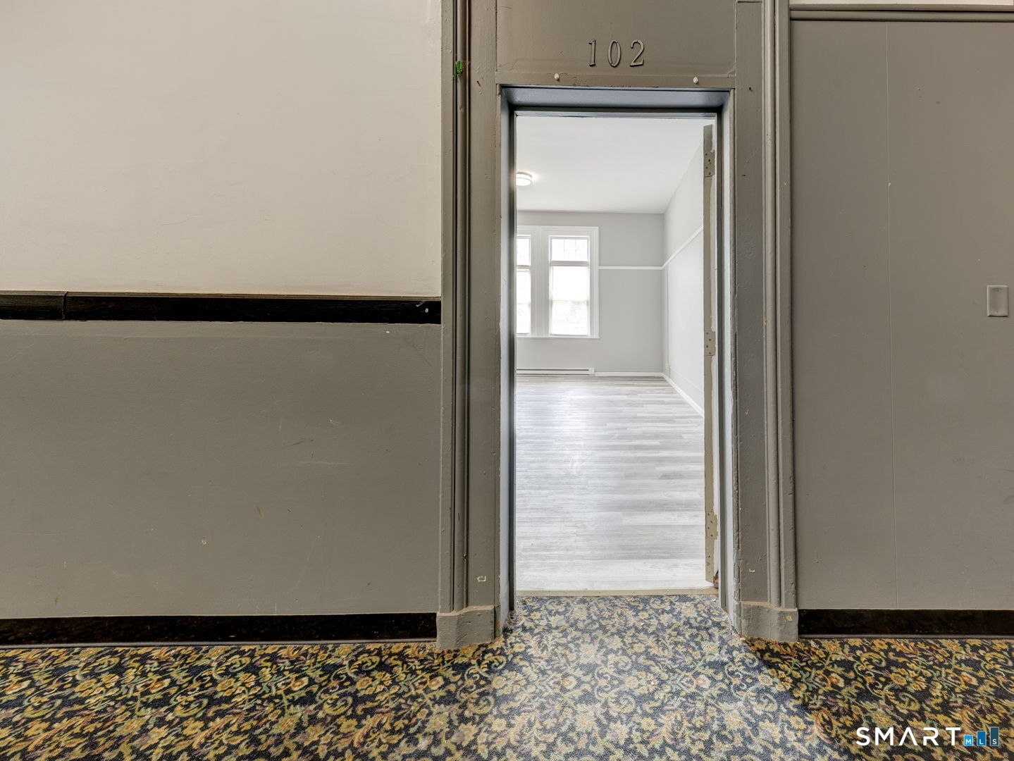 111 Franklin Square 106