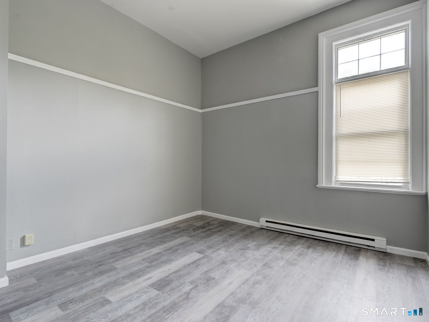 111 Franklin Square 106