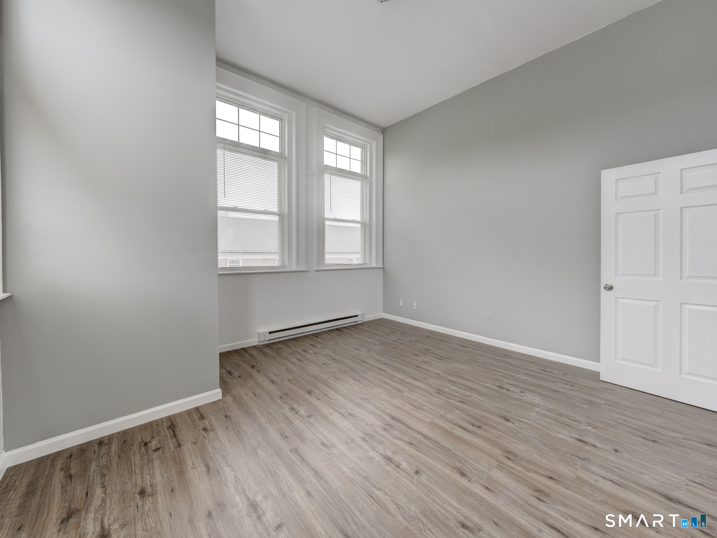 111 Franklin Square 207