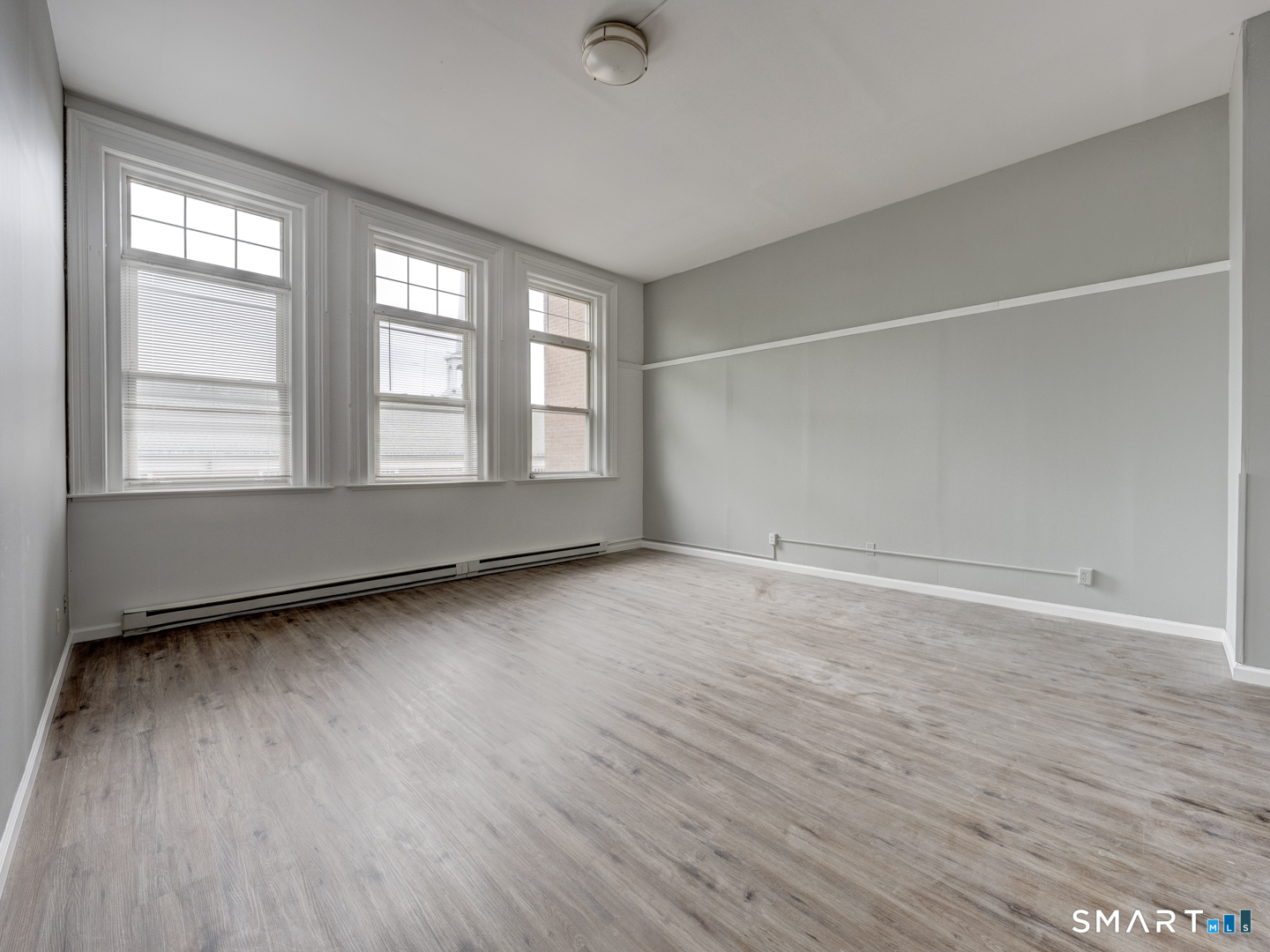 111 Franklin Square 207
