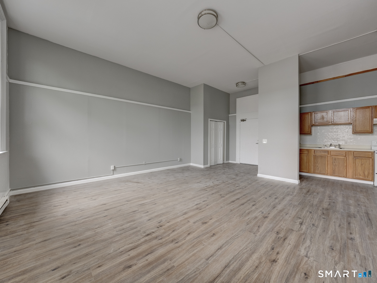 111 Franklin Square 207