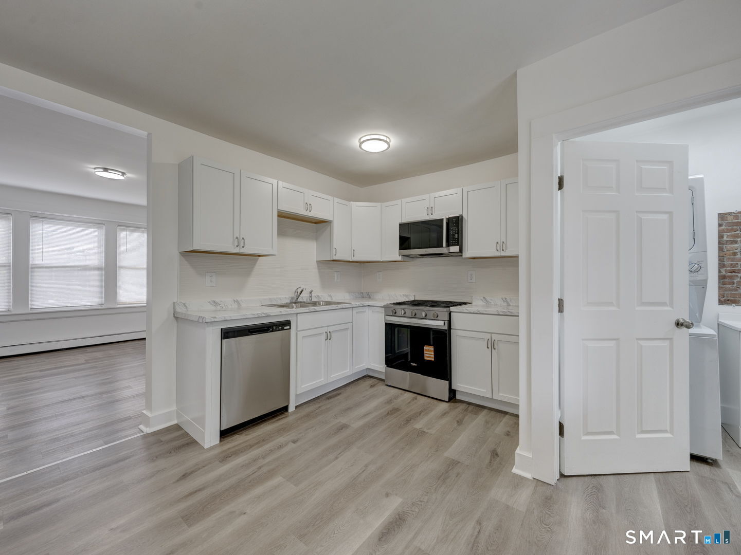 59 Daly Avenue 1W
