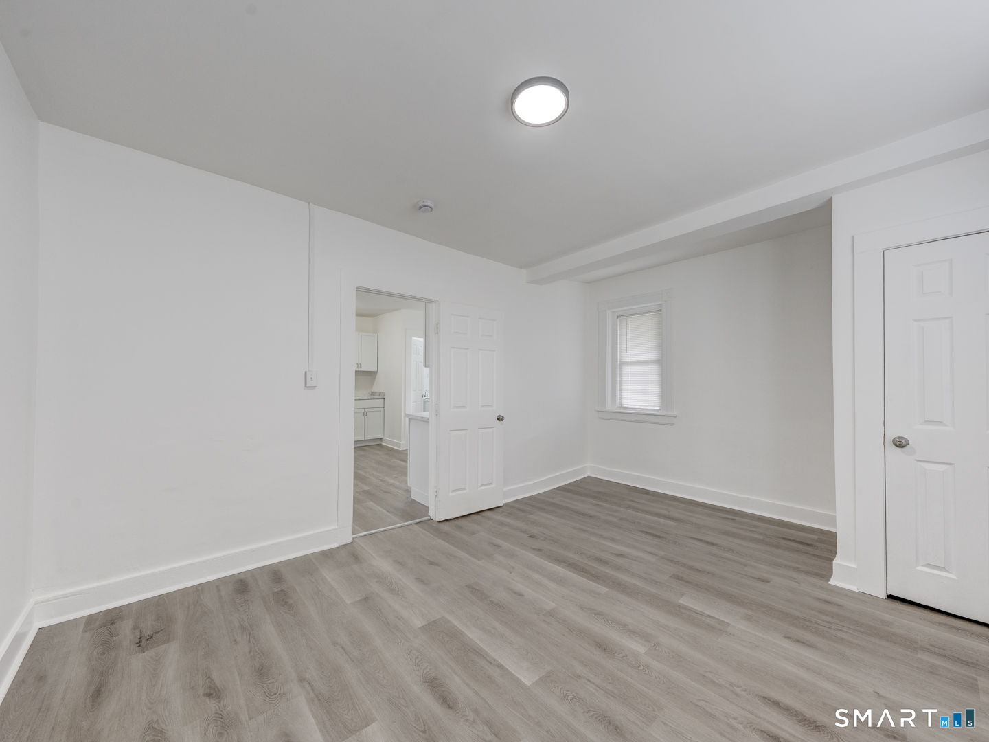 59 Daly Avenue 1W