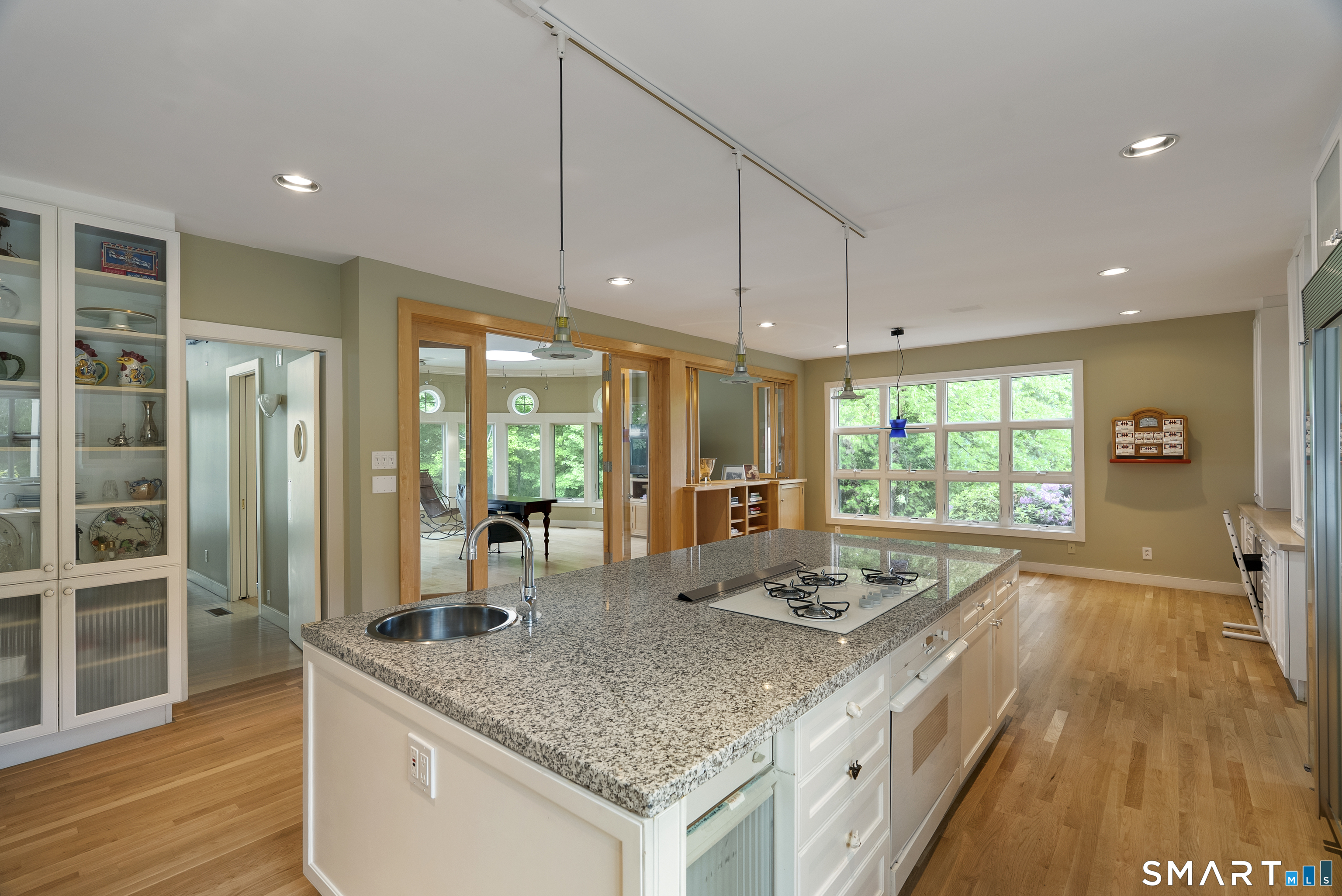 46 Balfour Drive