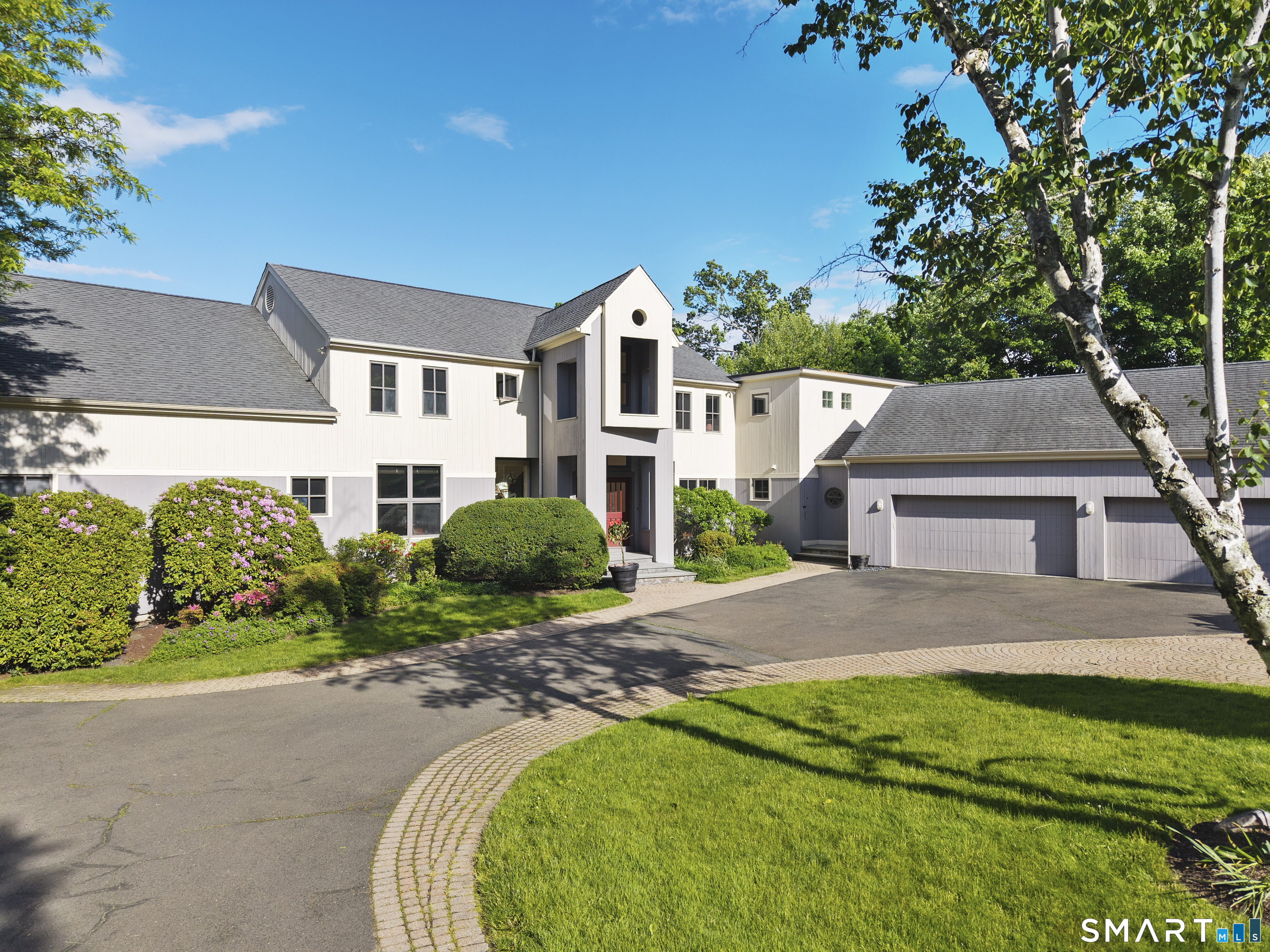 46 Balfour Drive