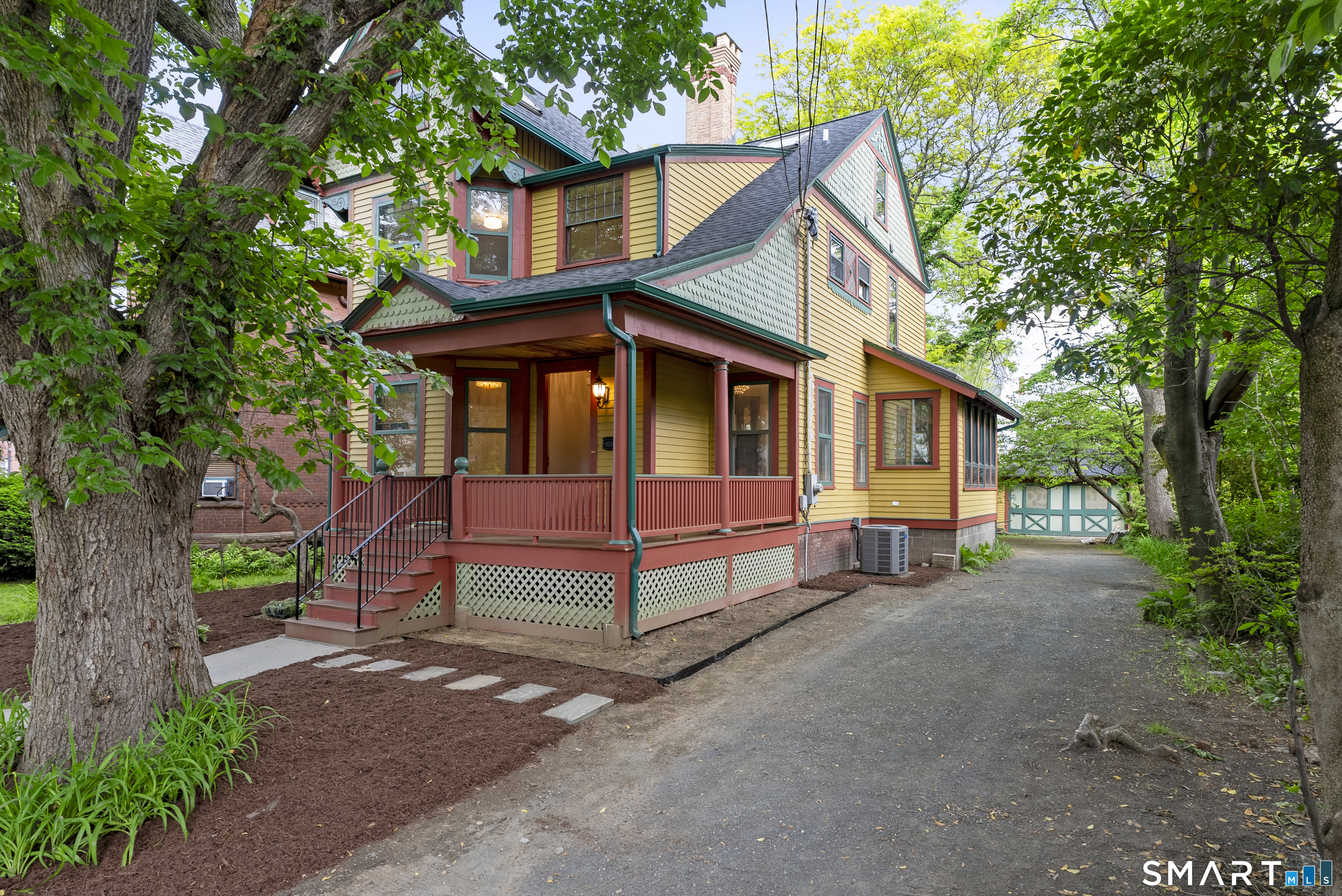 102 Huntington Street