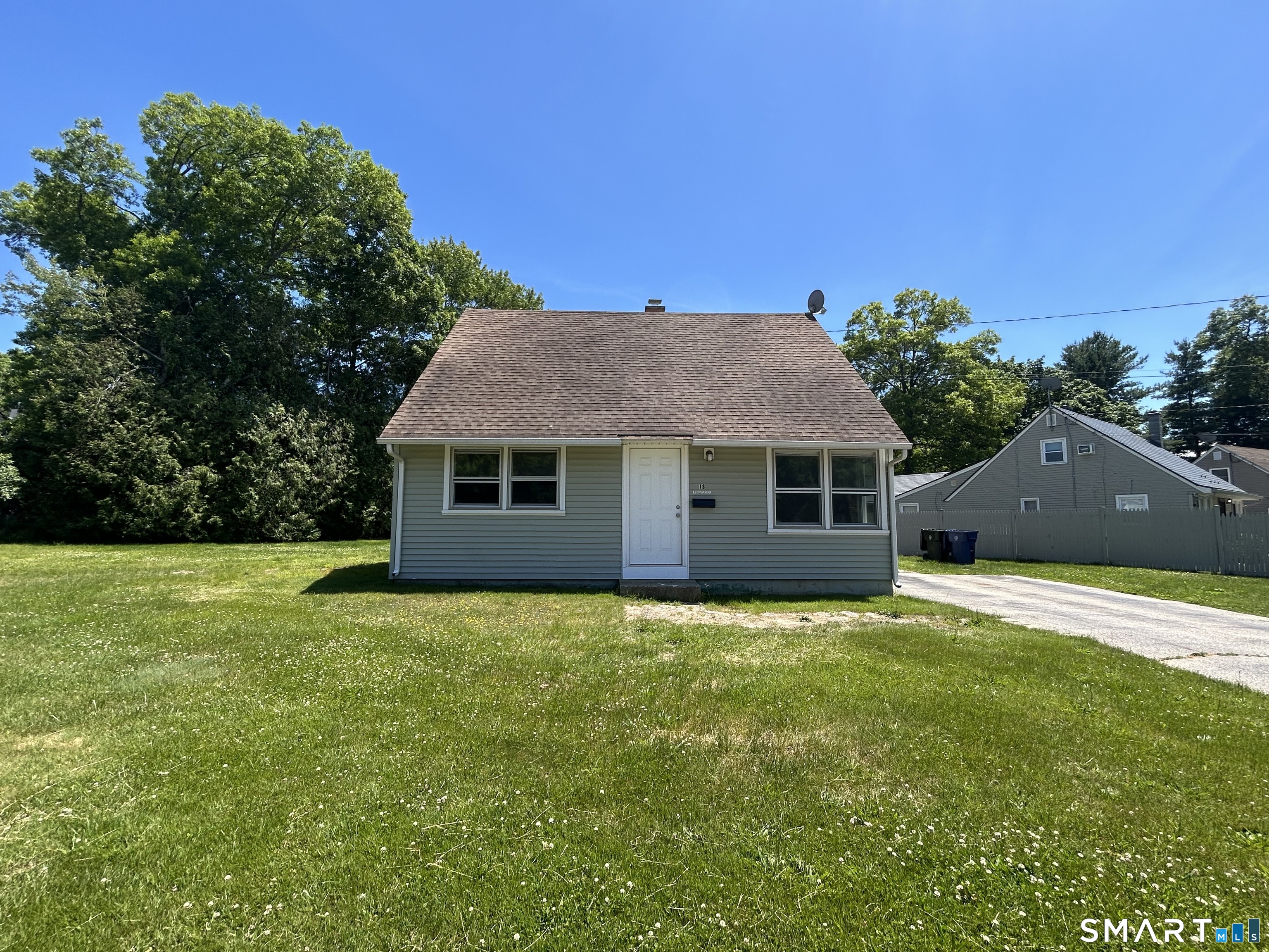 18 Lynwood Drive