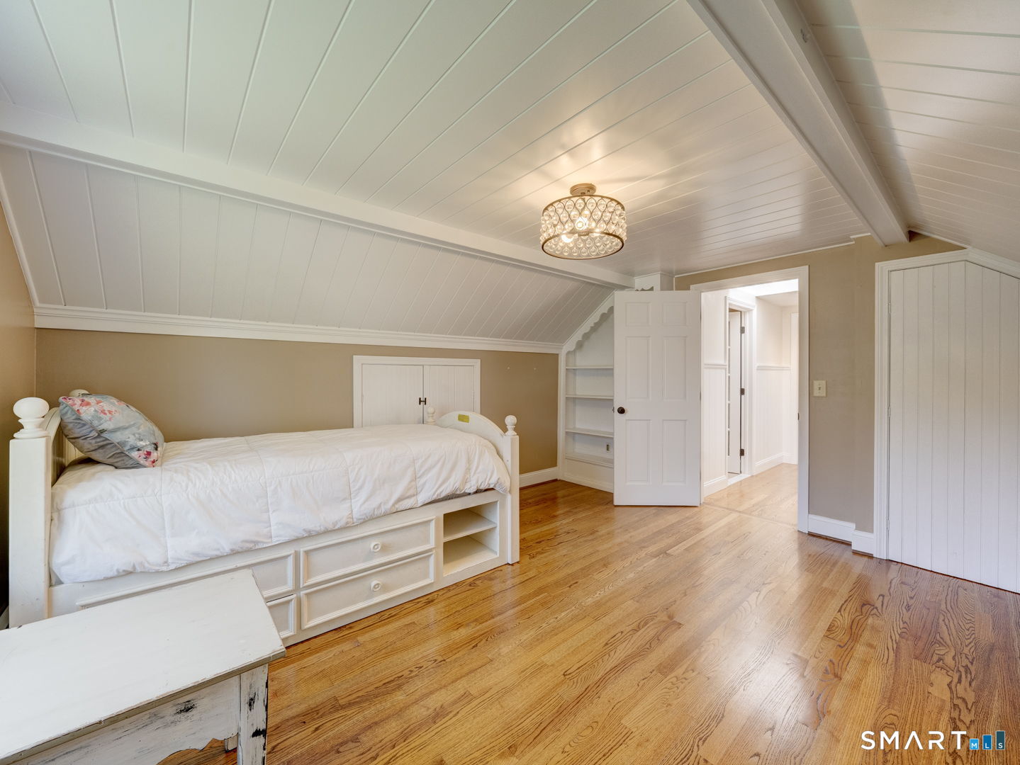 156 Red Stone Hill