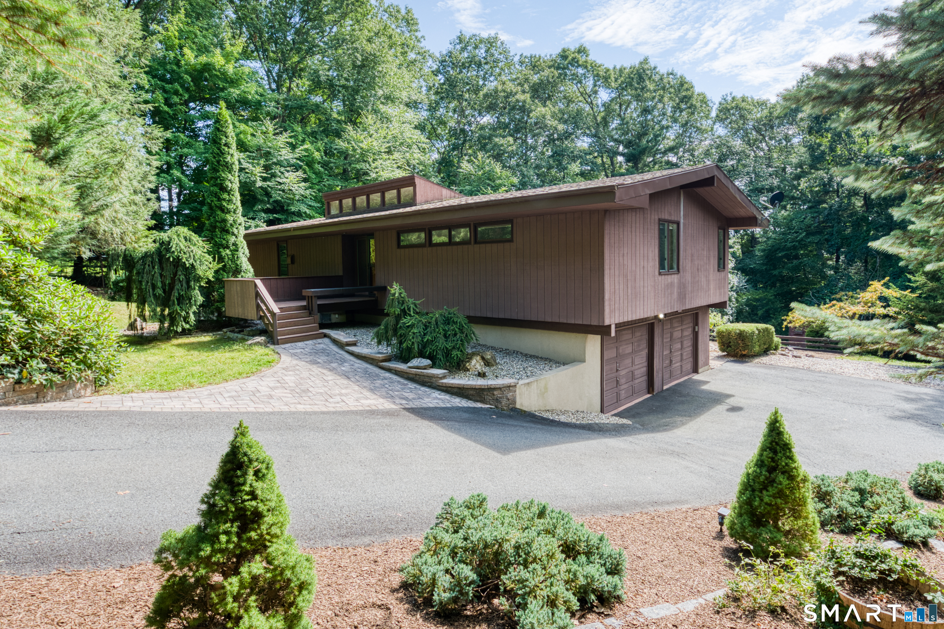 15 Brookridge Drive