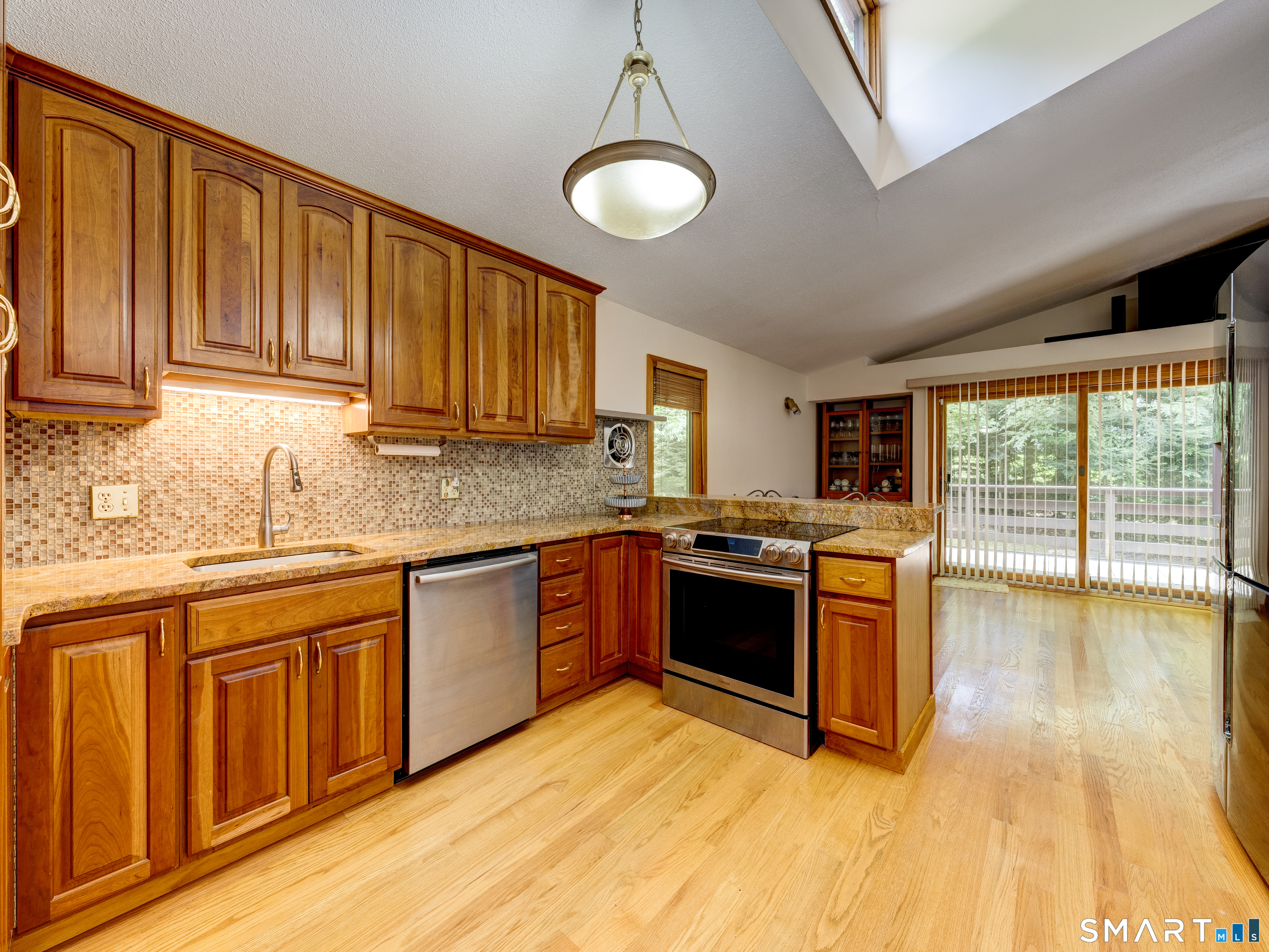 15 Brookridge Drive