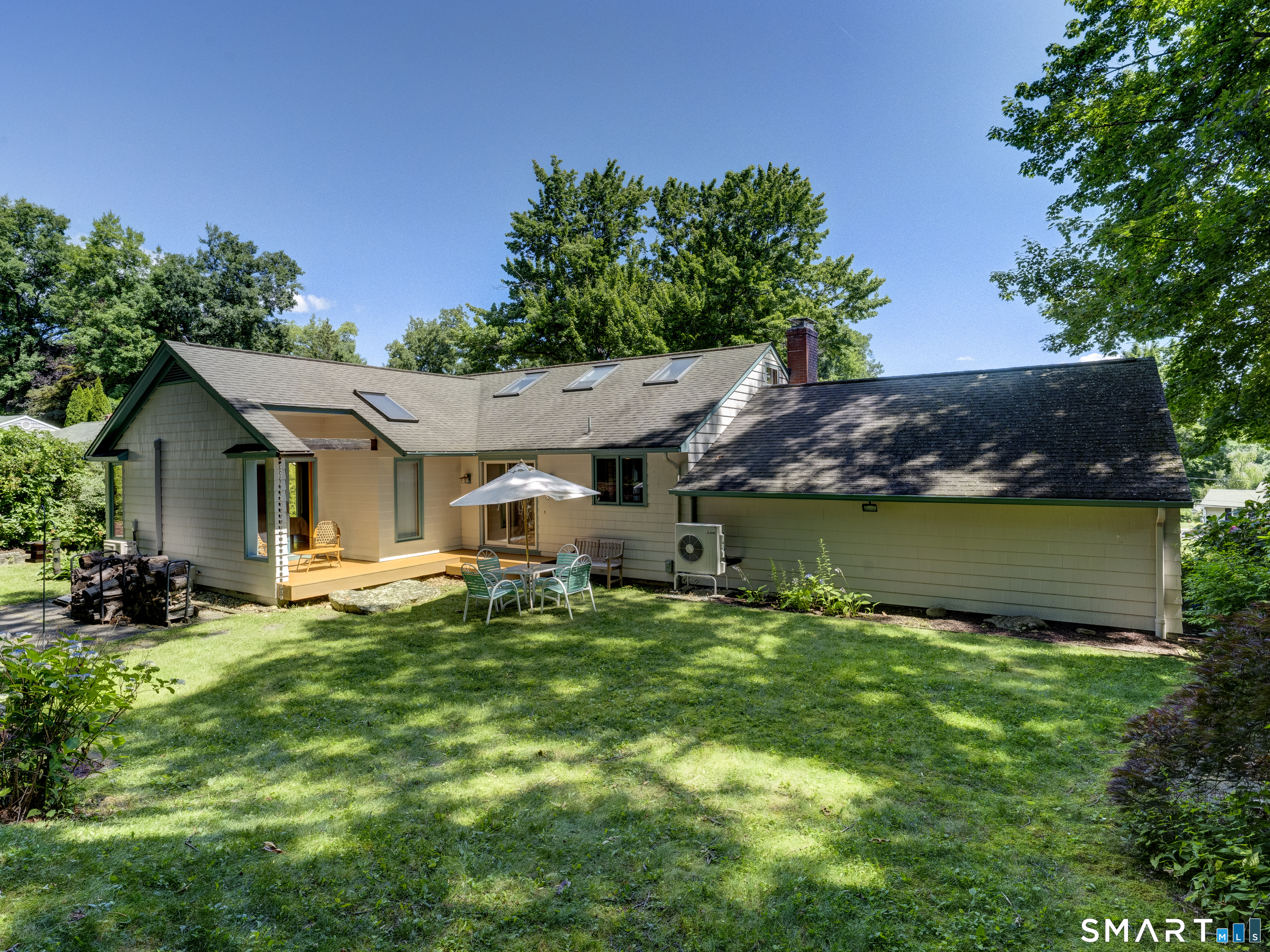 227 Glendale Drive