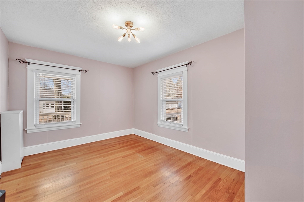 153 Ellsworth Ave