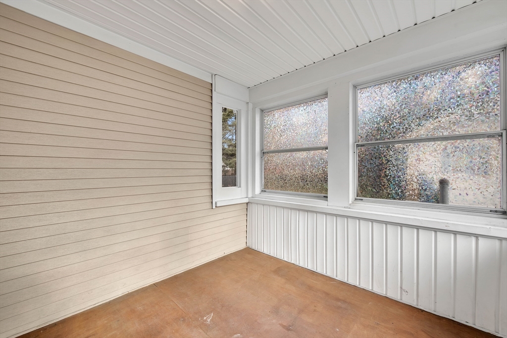 153 Ellsworth Ave