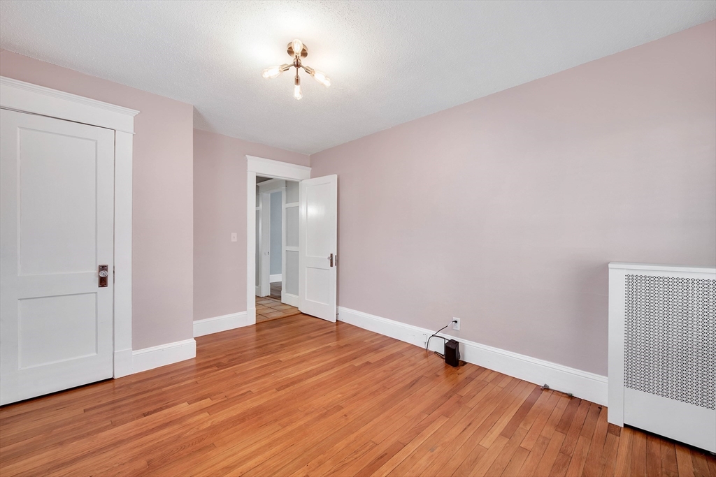 153 Ellsworth Ave