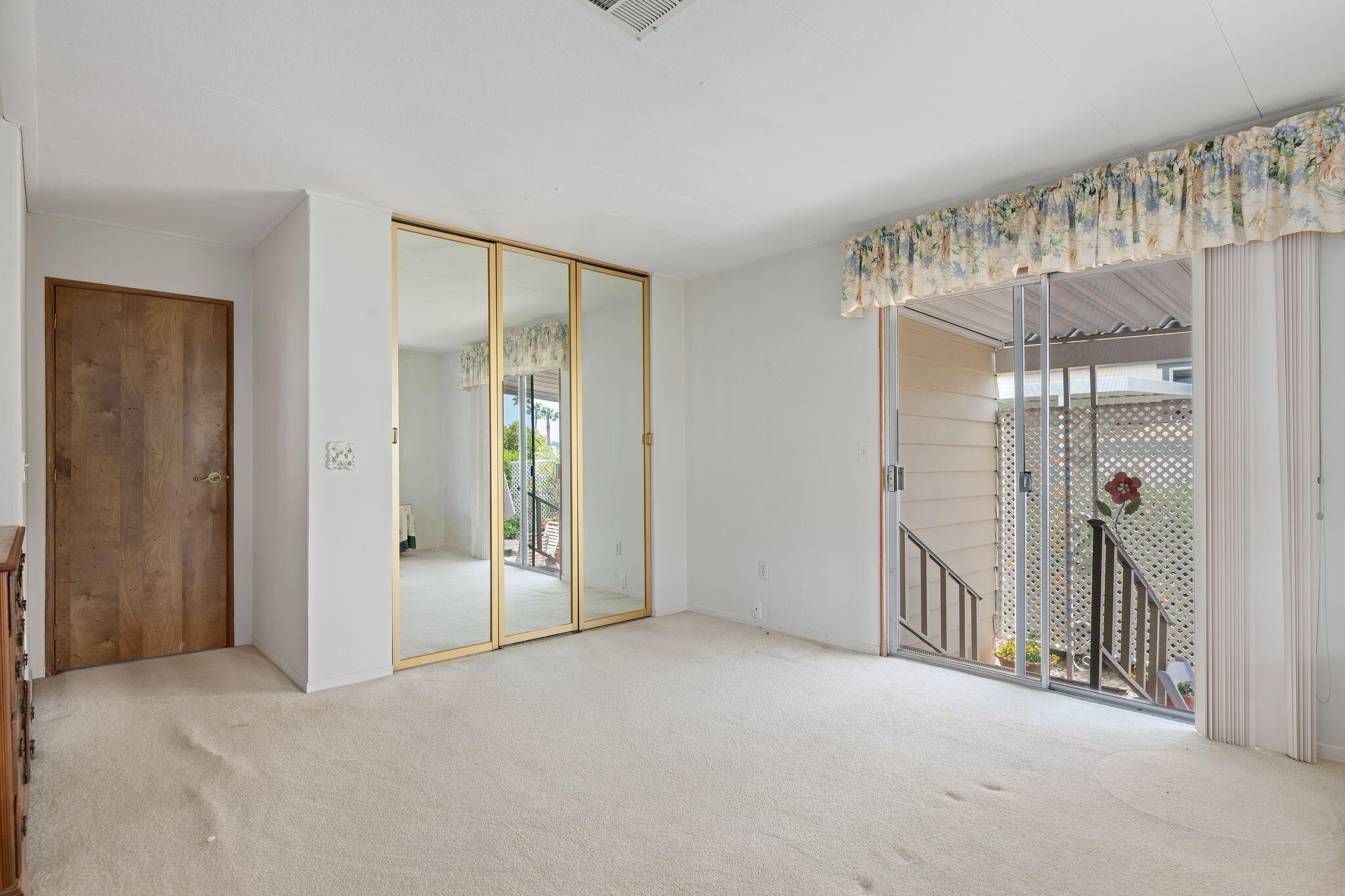 340 Old Mill Road, 205