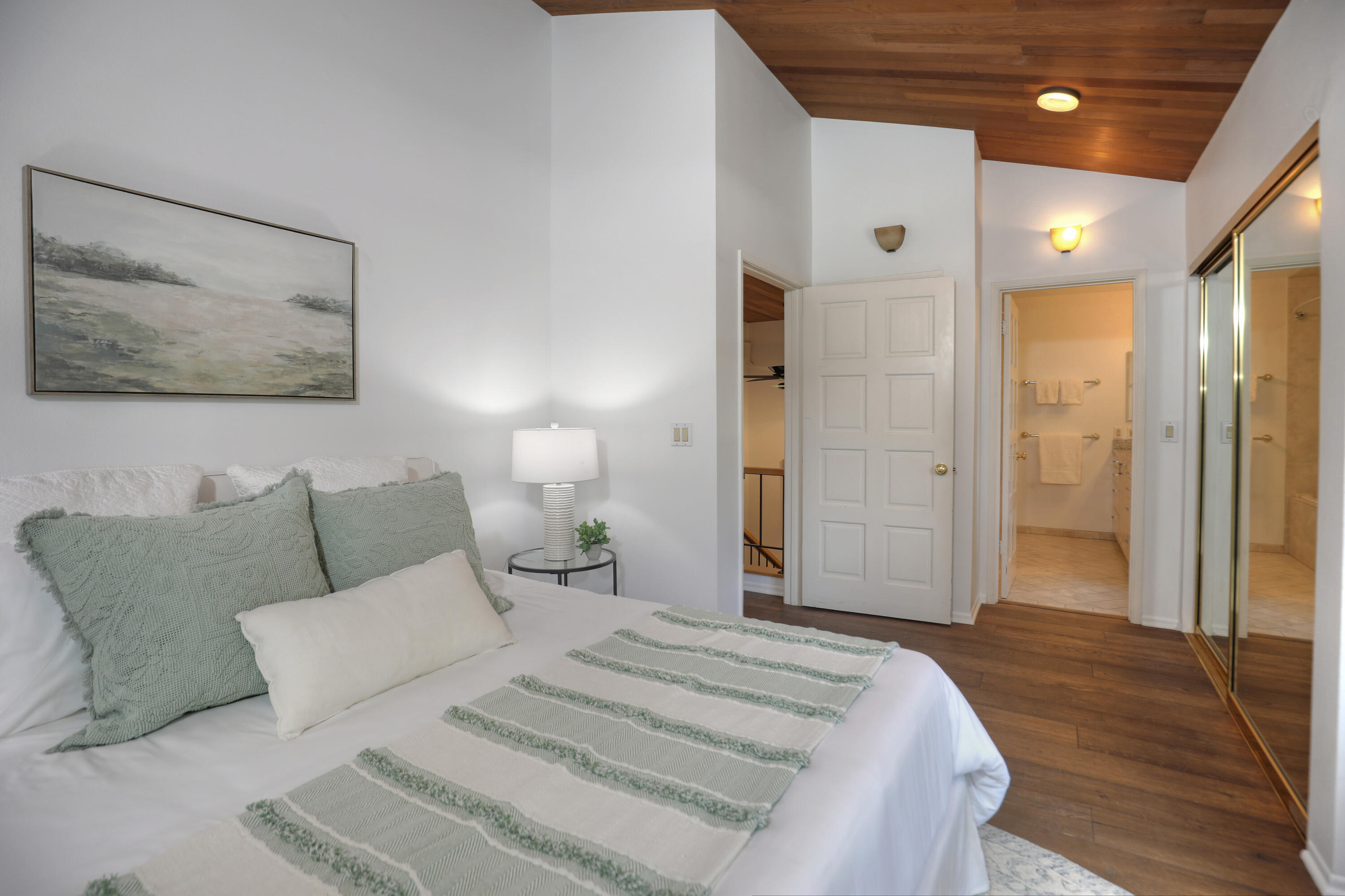 414 E Valerio Street