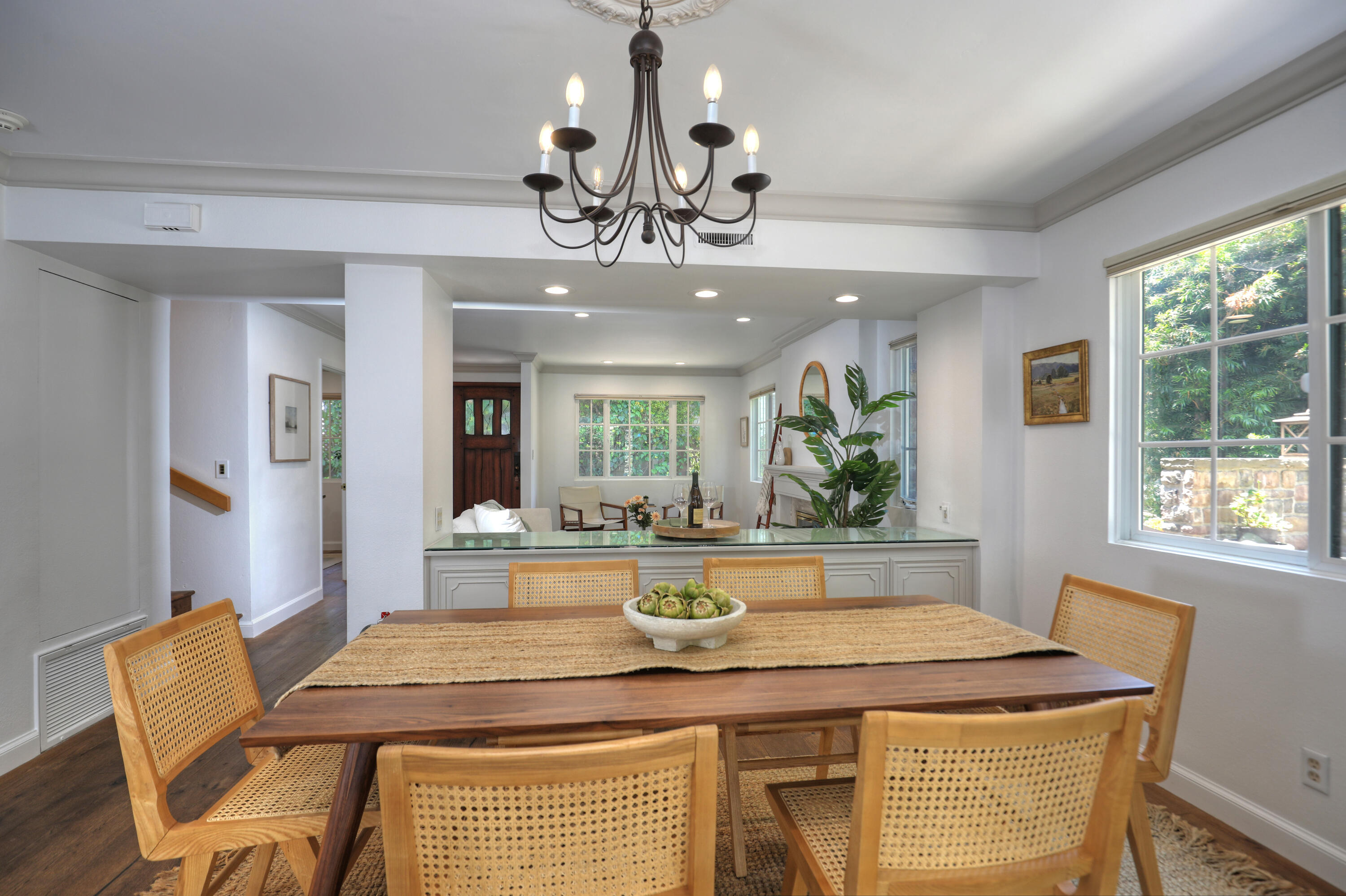 414 E Valerio Street