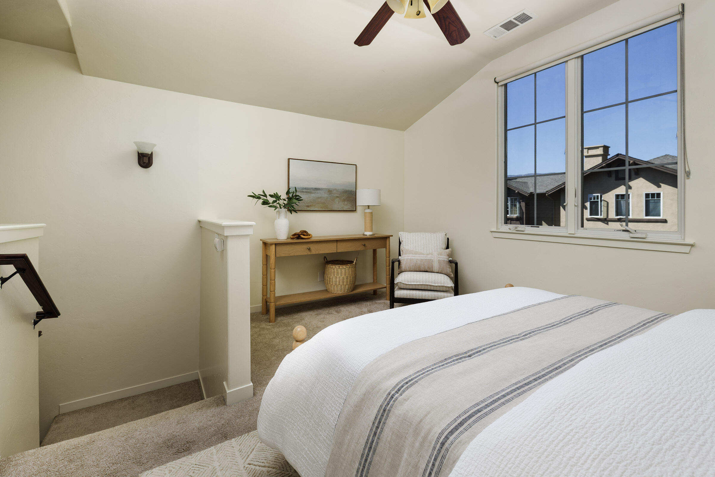 345 Kellogg Way, 22