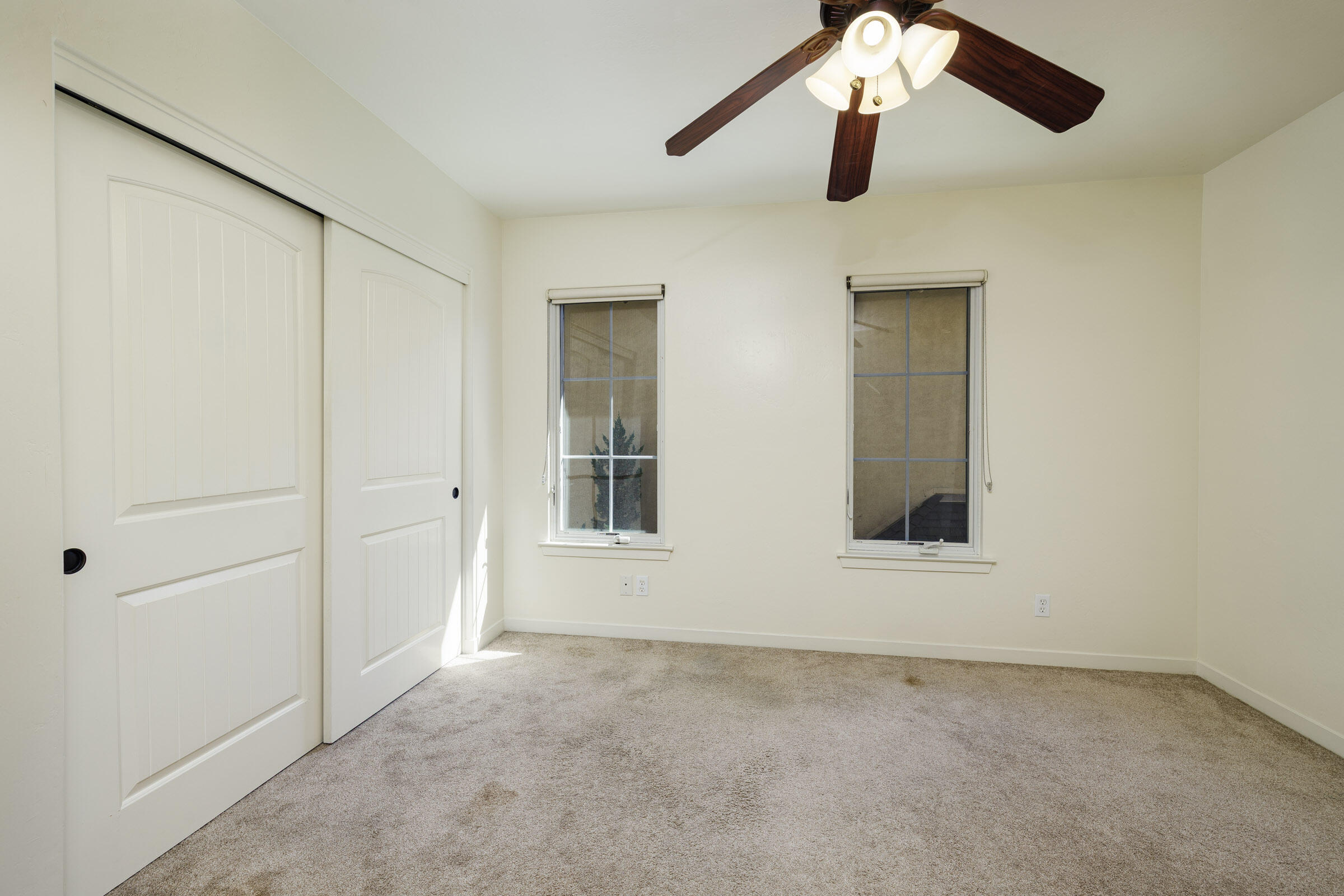 345 Kellogg Way, 22