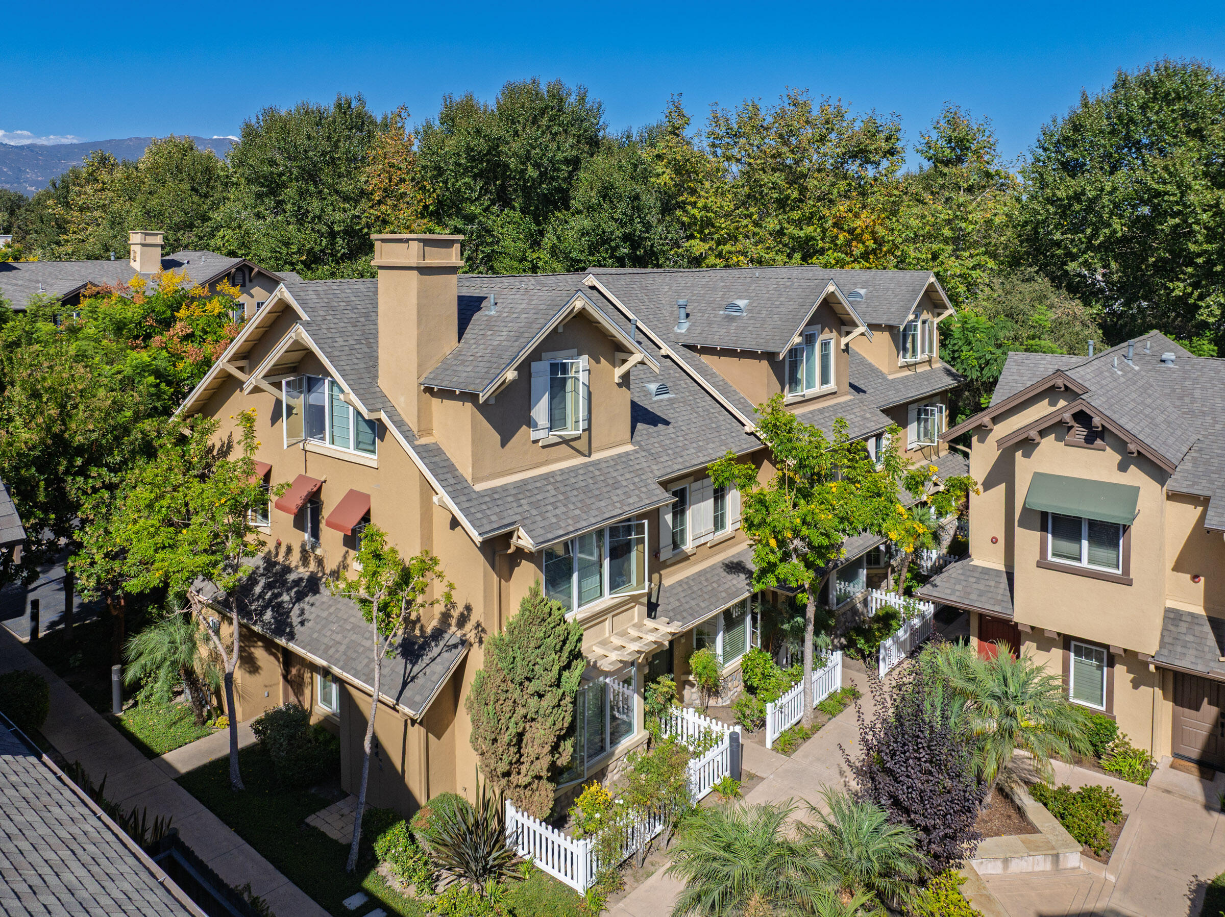 345 Kellogg Way, 22